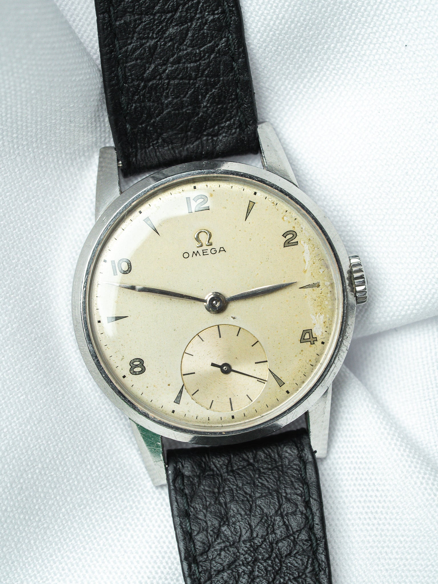 Omega 2495 Steel 33.5mm Watch | Vintage 1947