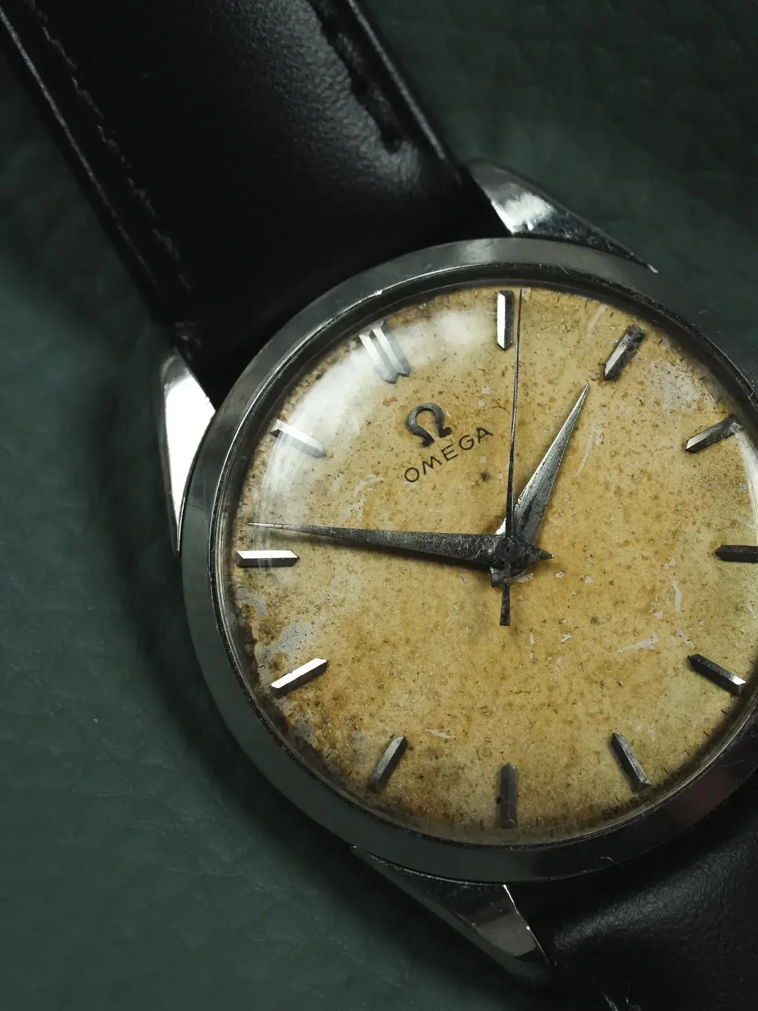 Montre Omega 2910-5 Vintage - 34mm Acier Patine (1958) - Atelier Victor
