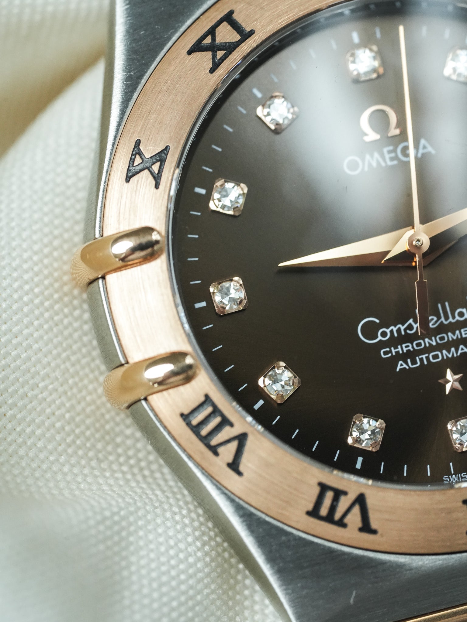Reloj Omega Constellation 1301.60.00 - Acero Oro Rosa Chocolate Diamantes (Años 2000) 