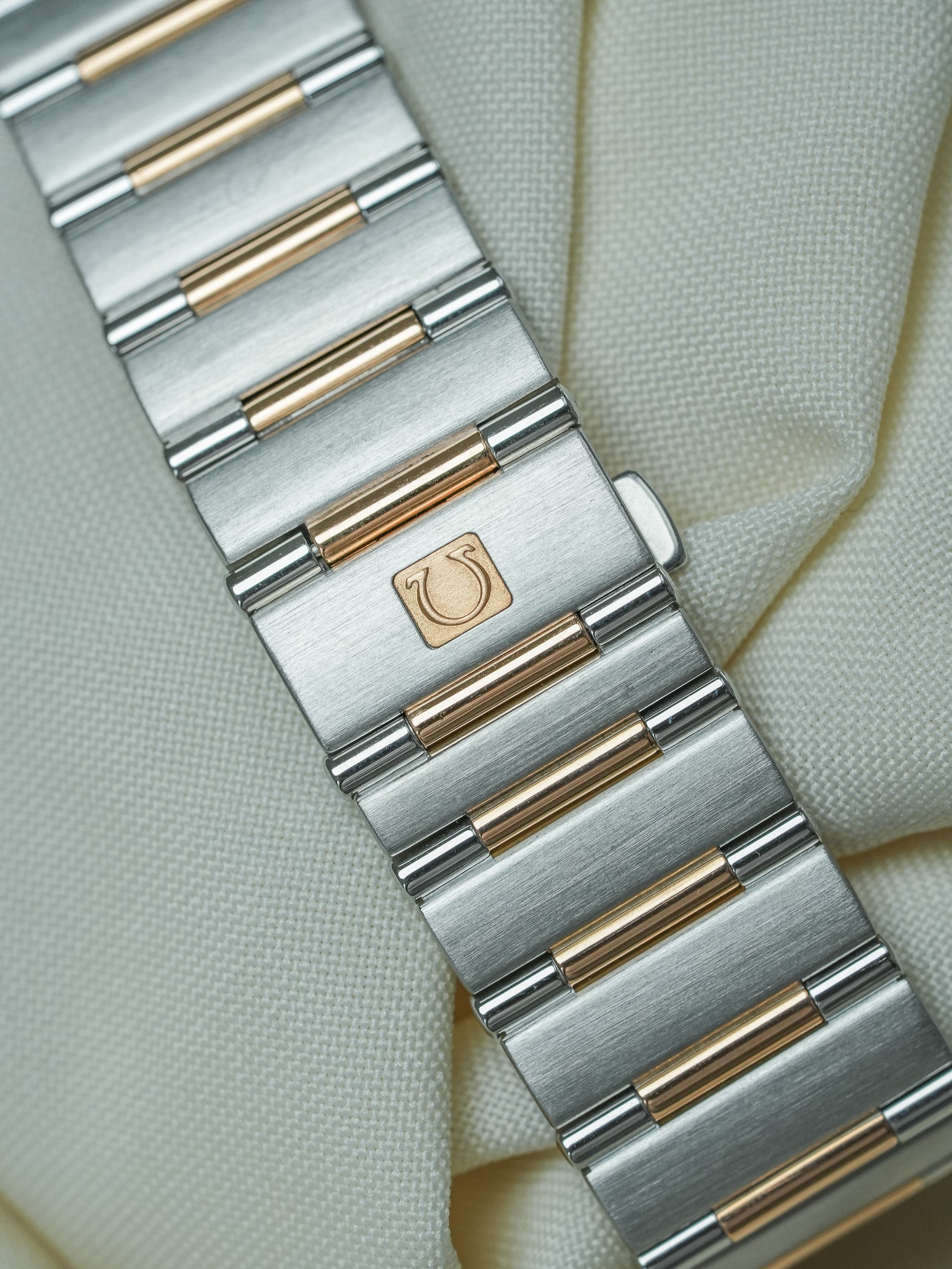 Reloj Omega Constellation 1301.60.00 - Acero Oro Rosa Chocolate Diamantes (Años 2000) 