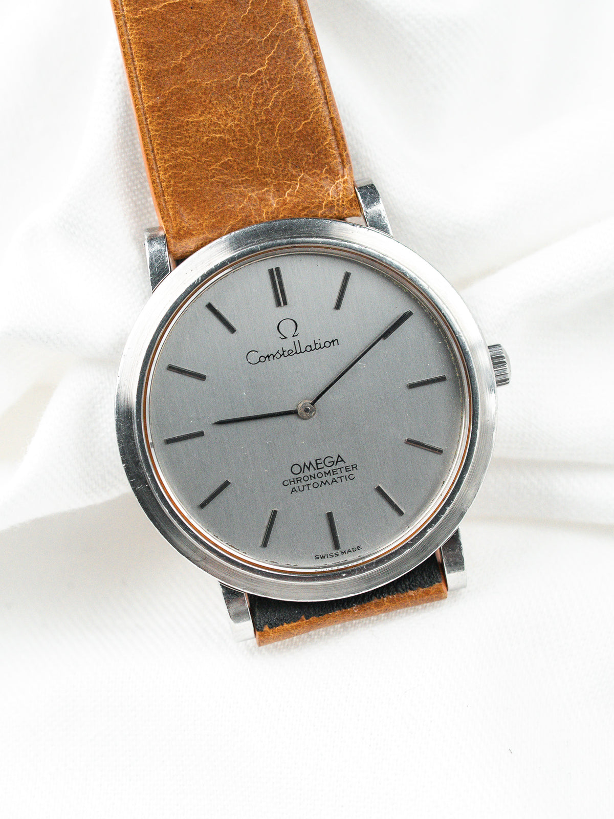 Bracelet cuir camel et boucle ardillon - Montre Omega Constellation 157.0001 Vintage - Atelier Victor