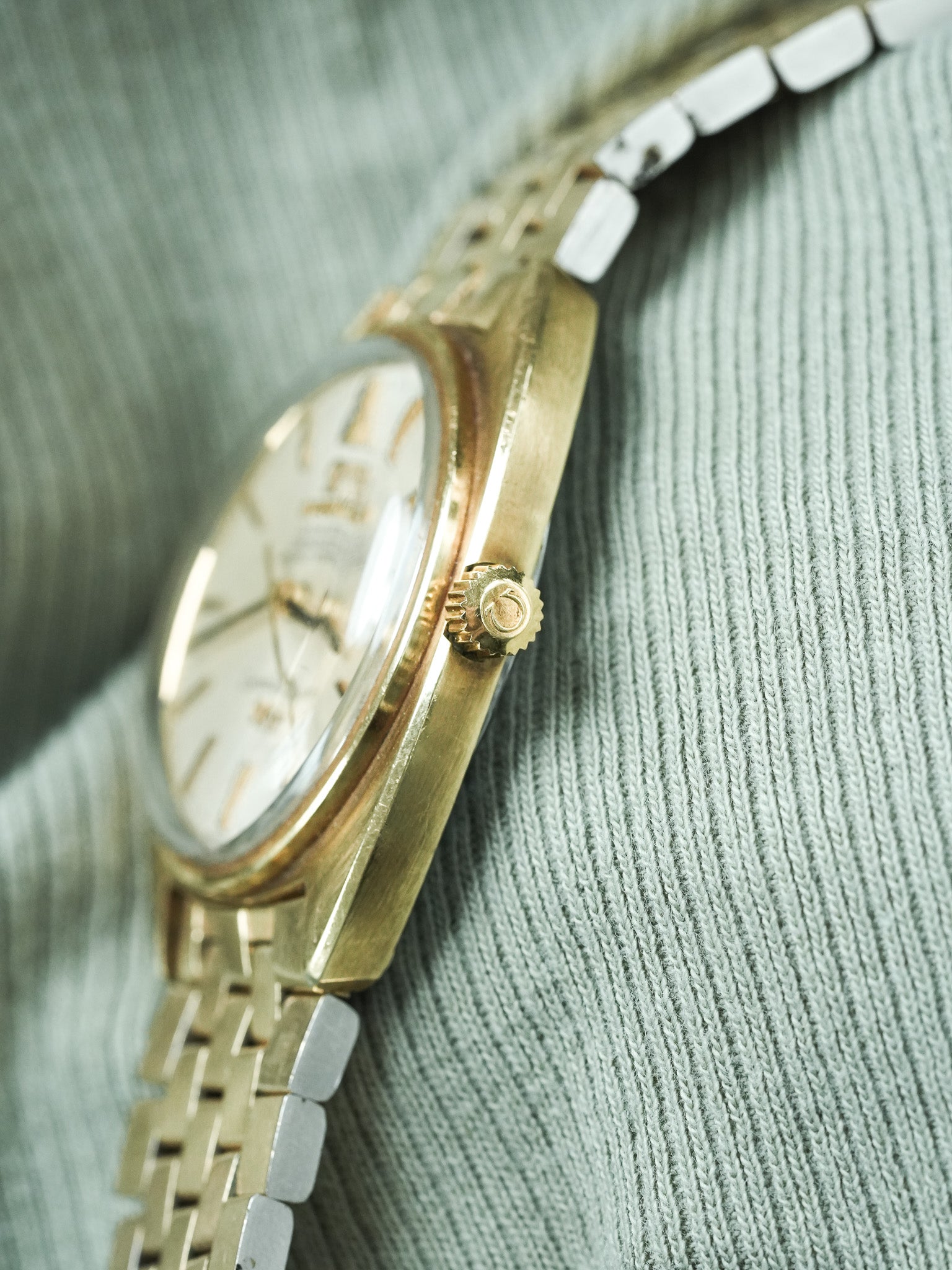 Montre Omega Constellation Vintage - 168.017.SP C-Shape G.Genta (1970) - Atelier Victor