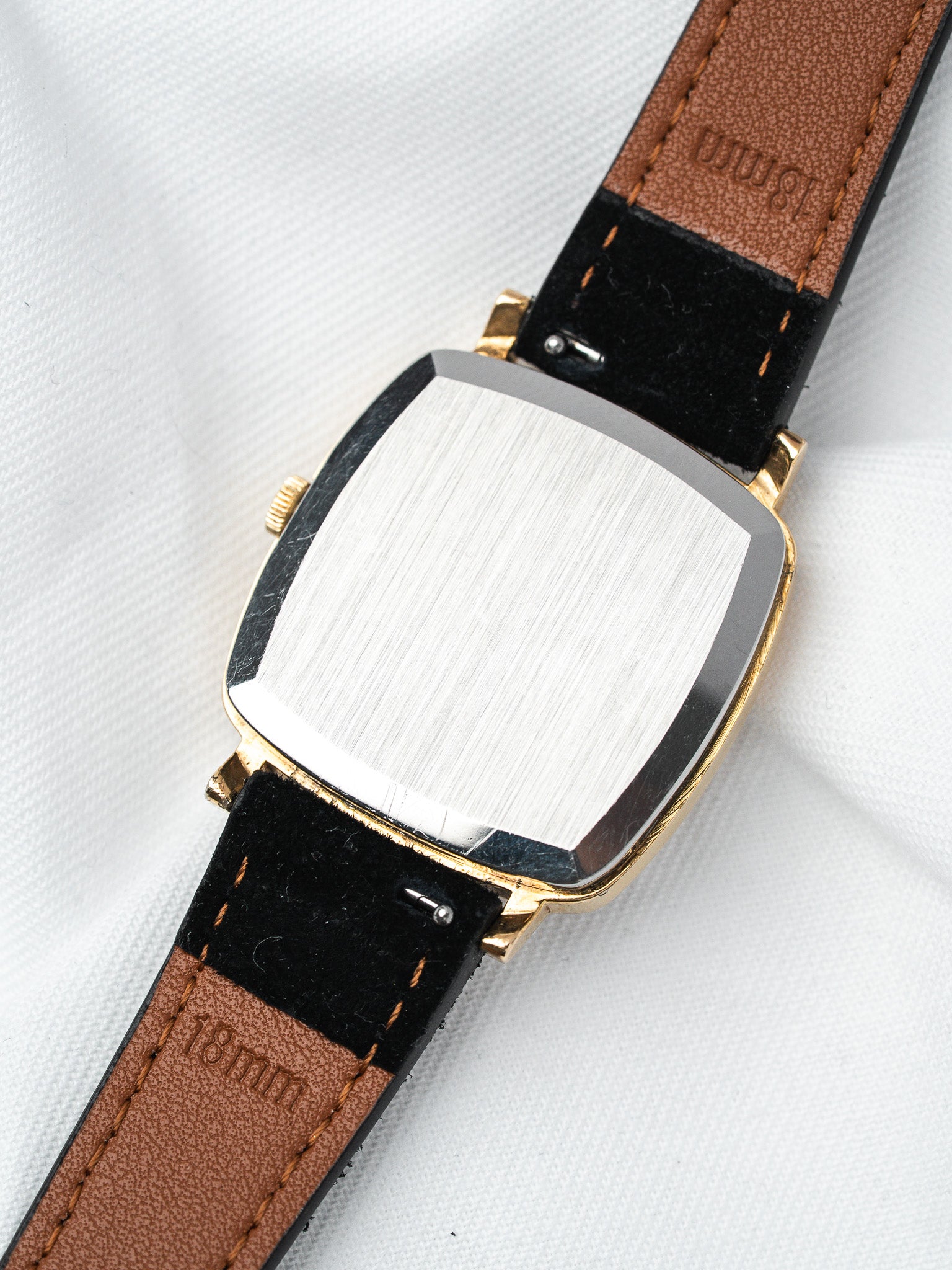 Vintage Omega Watch De Ville Automatic Gold-Plated 162.0060 — Gold Dial (1978) 