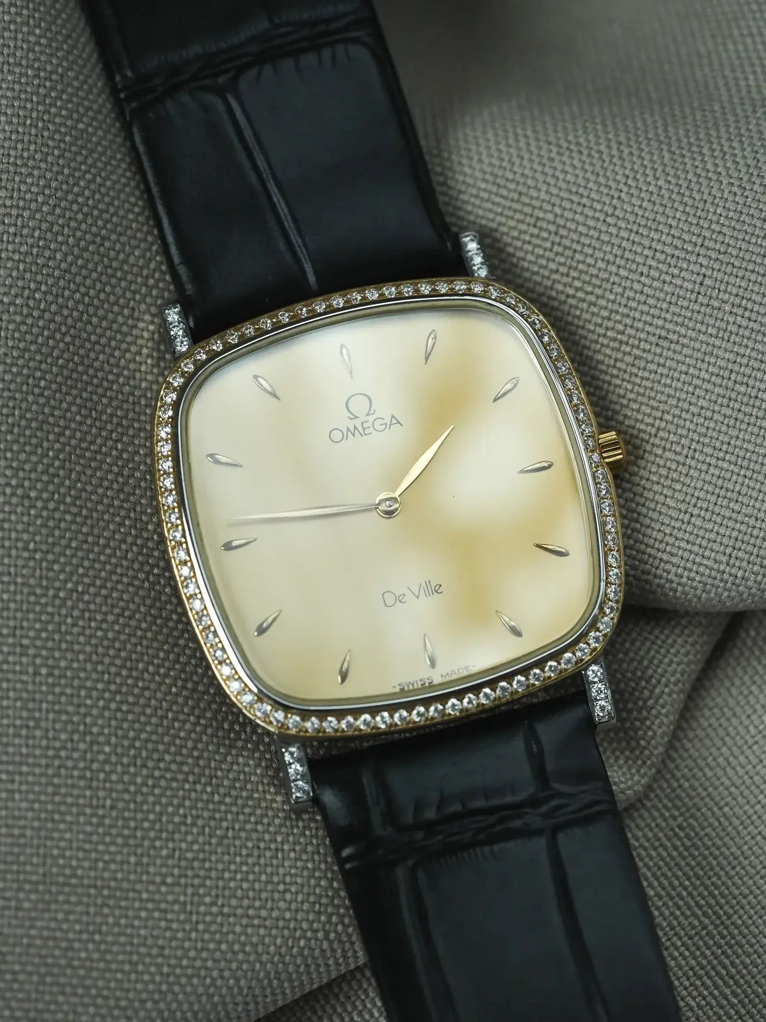 Vintage Omega De Ville Watch (1993) – Diamonds & Ultra-Thin