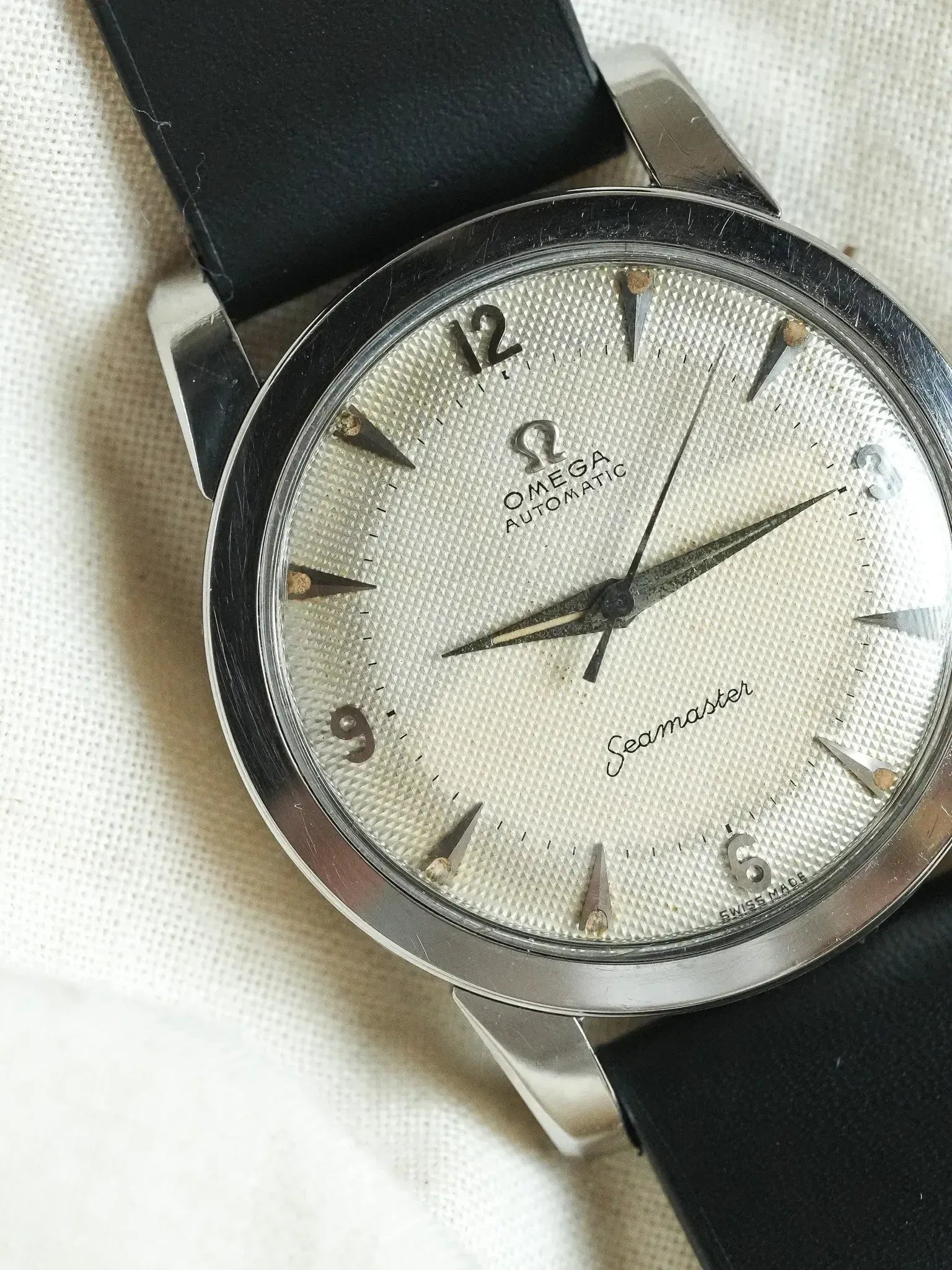 Montre Omega Seamaster 2577-6 SC Vintage - 34mm Acier Patine (1952) - Atelier Victor