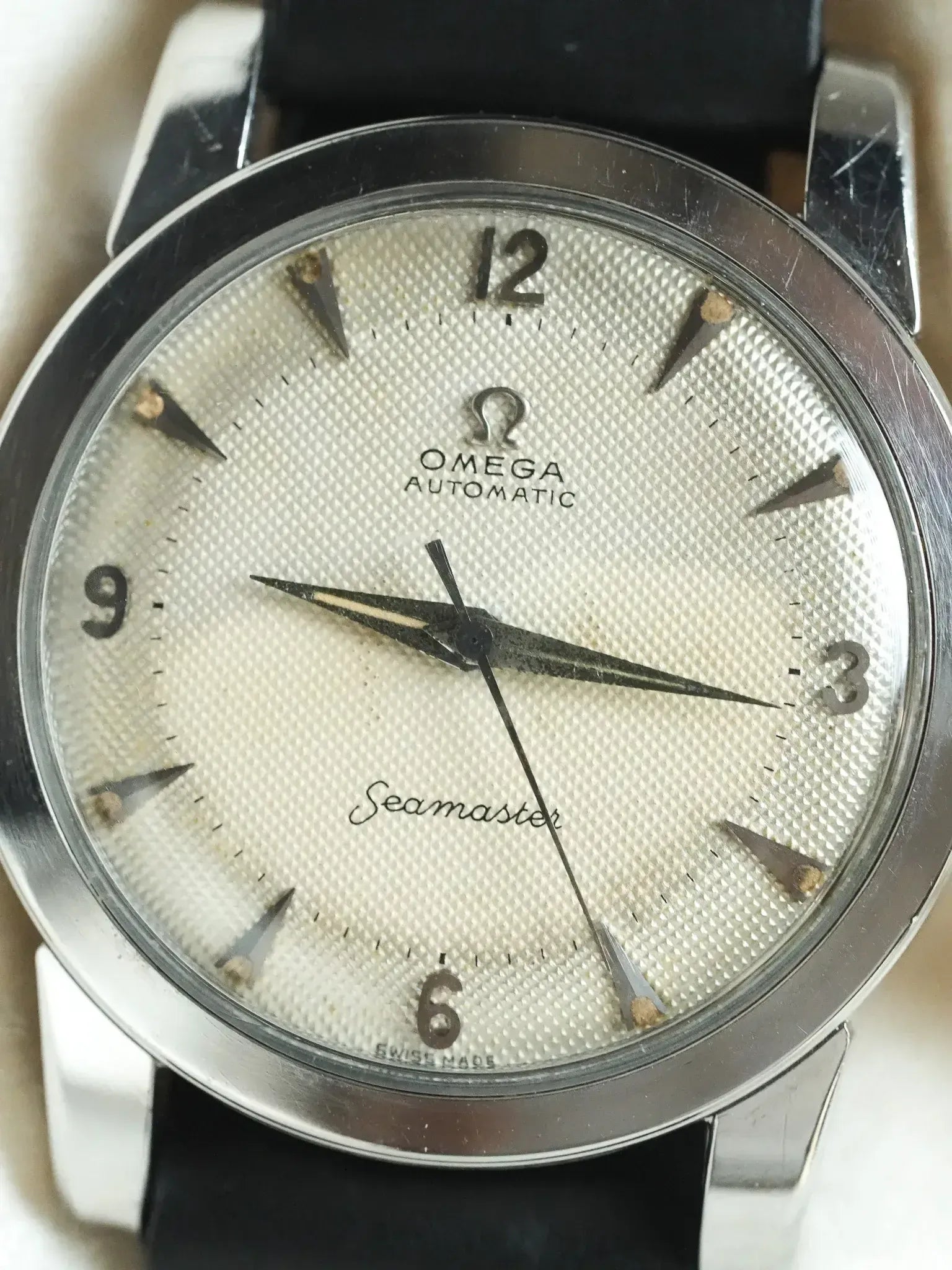 Montre Omega Seamaster 2577-6 SC Vintage - 34mm Acier Patine (1952) - Atelier Victor