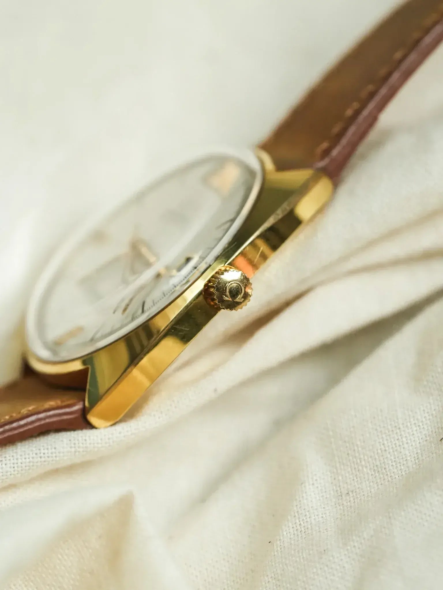 Montre Omega Seamaster Cosmic 166.026 Vintage - 35mm Plaqué Or (1970s) - Atelier Victor