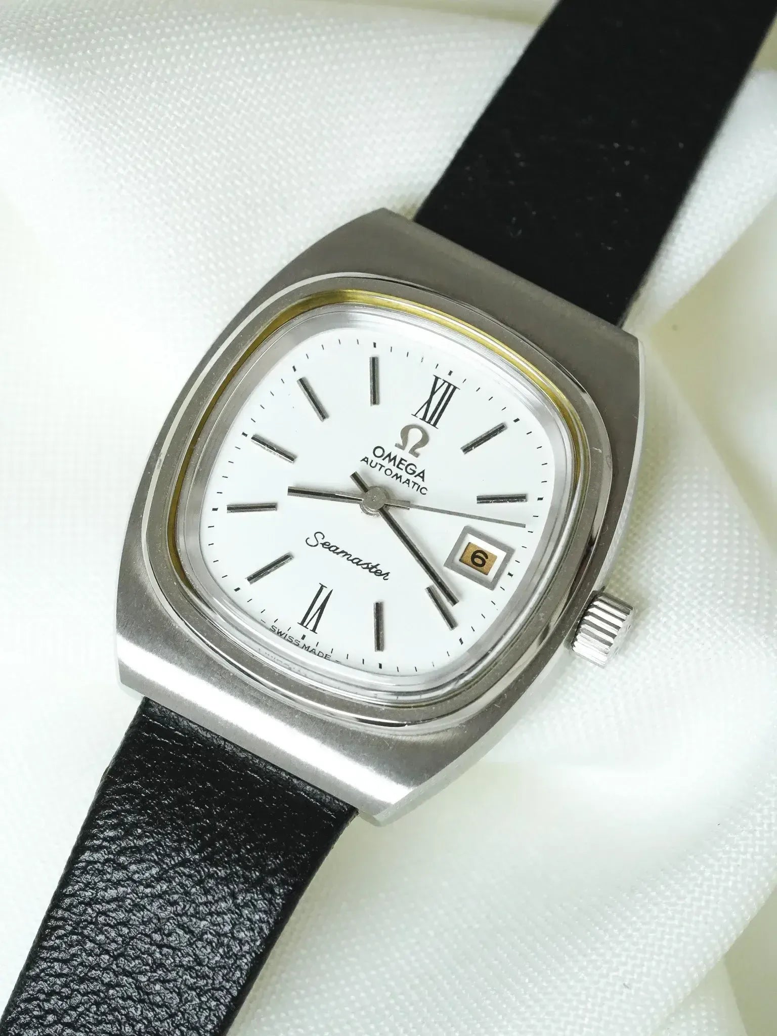 Montre Omega Seamaster Vintage - réf.566.0085 Mini TV blanc automatique - neuve de stock - 1970 - Atelier Victor