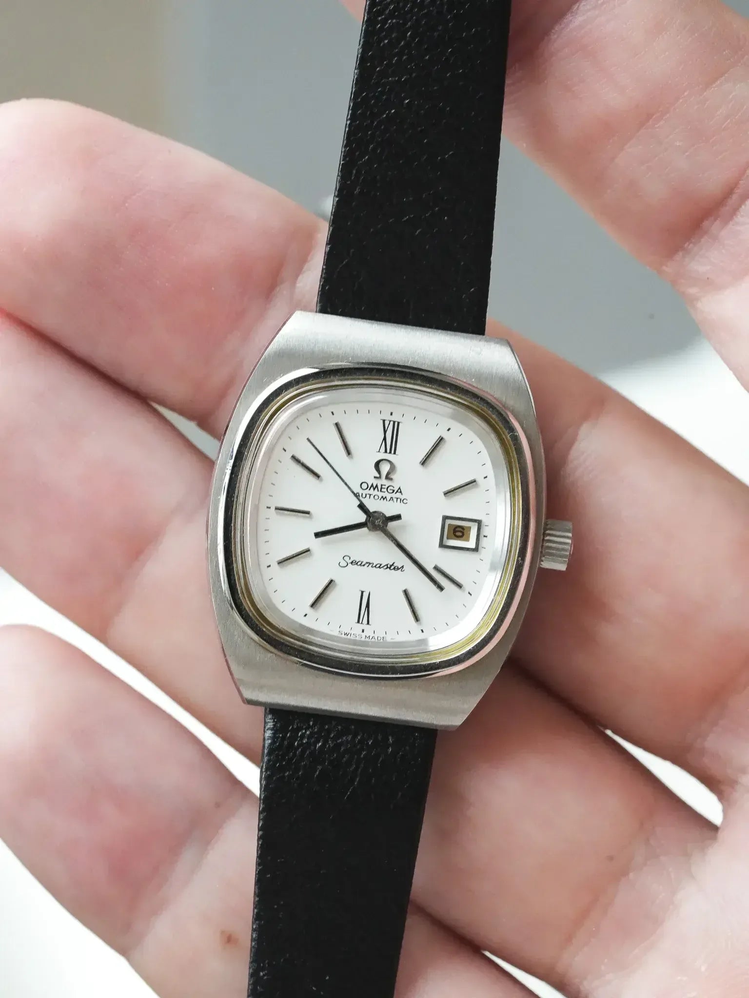 Montre Omega Seamaster Vintage - réf.566.0085 Mini TV blanc automatique - neuve de stock - 1970 - Atelier Victor