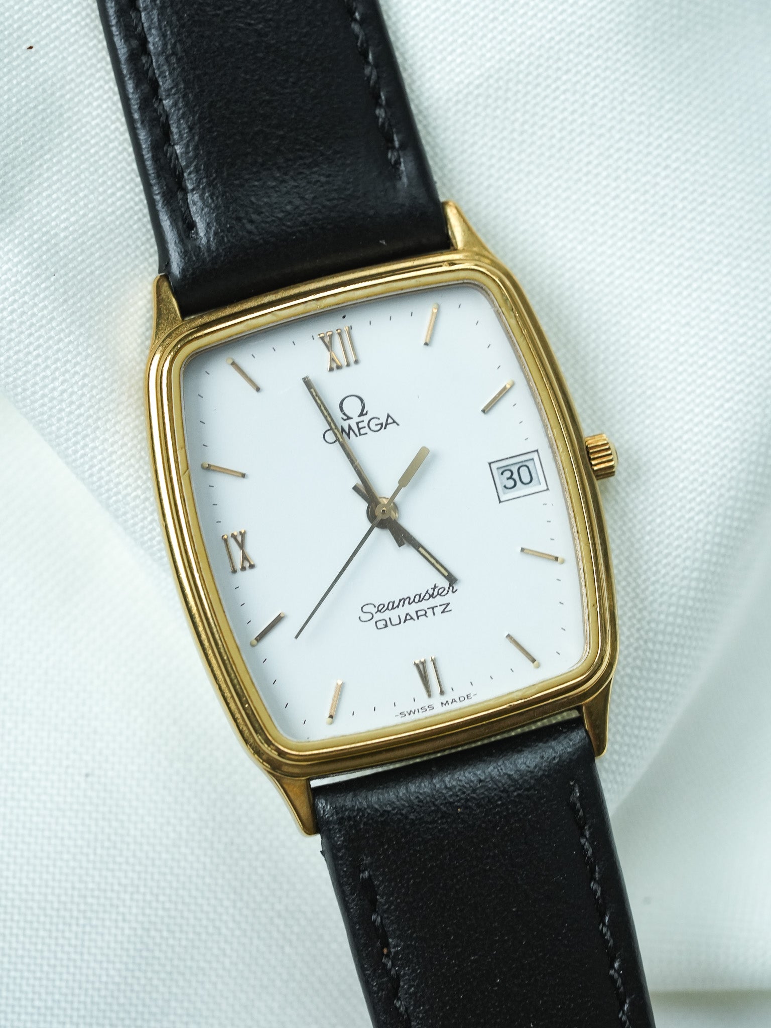 Montre Omega Seamaster Vintage - Tonneau Plaqué Or Blanc (1982) - Atelier Victor