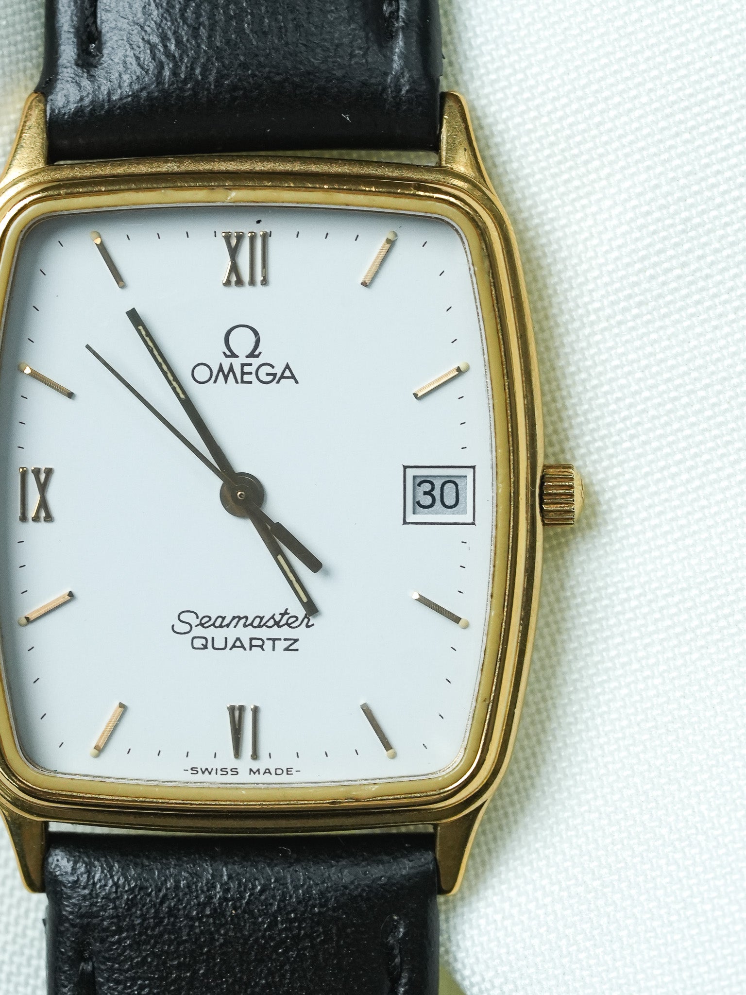 Montre Omega Seamaster Vintage - Tonneau Plaqué Or Blanc (1982) - Atelier Victor