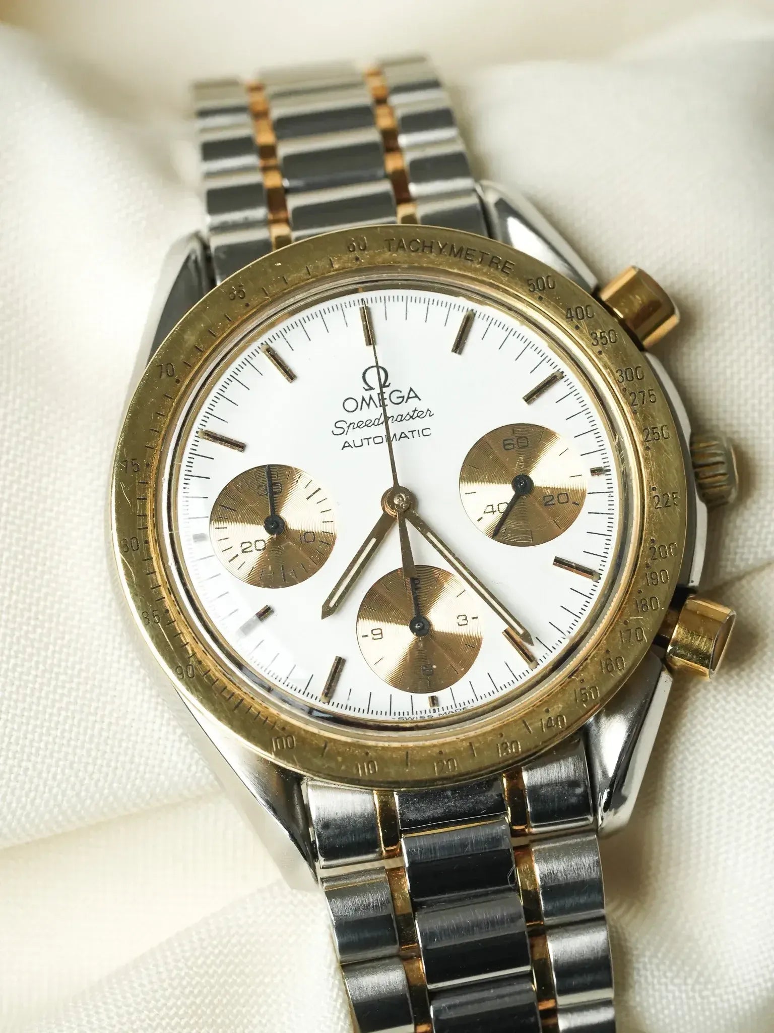 Montre Omega Speedmaster Reduced 175.0033 - Or Acier Cadran blanc (Vintage 1989) - Atelier Victor