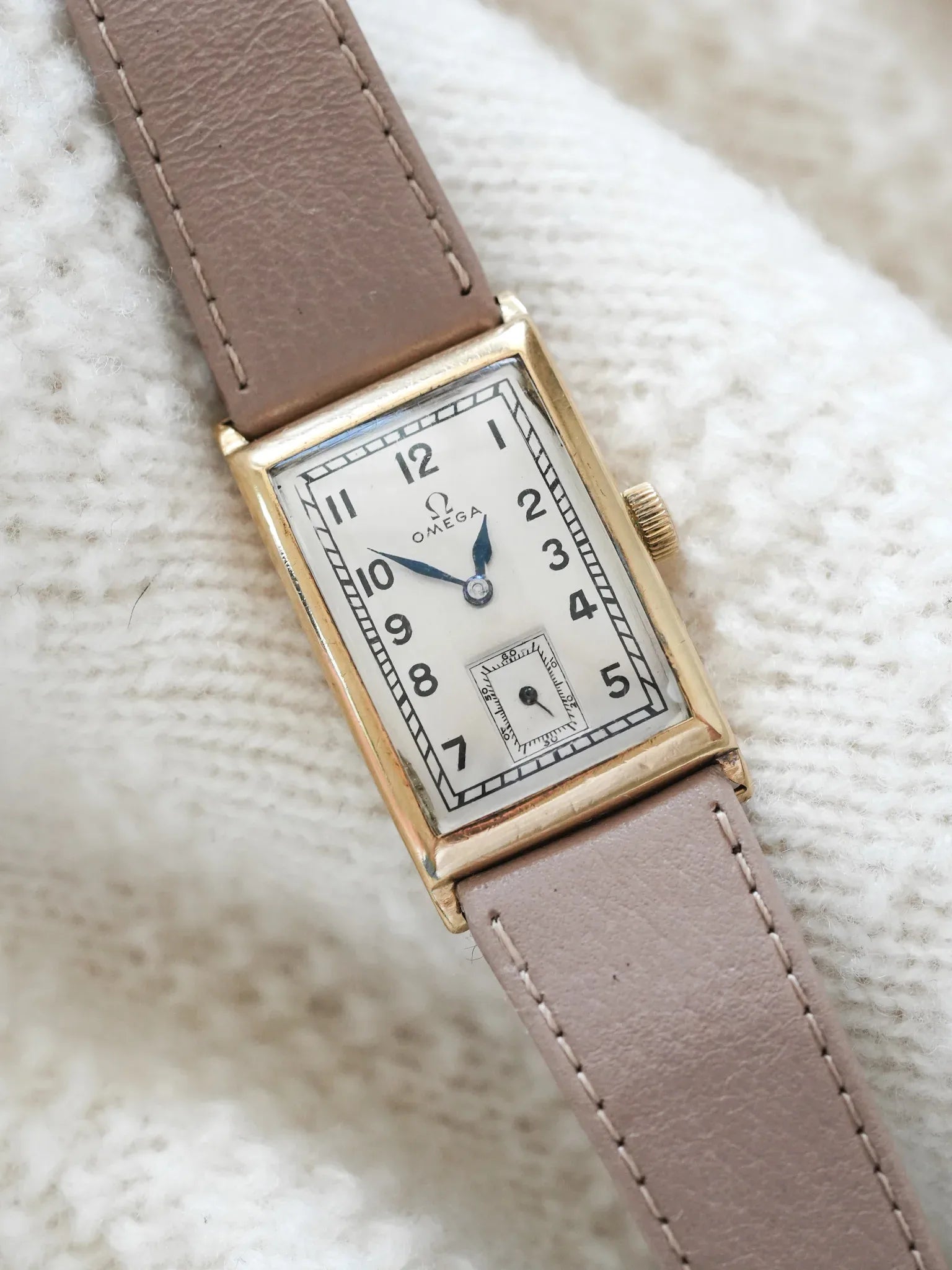Montre Omega Tank Vintage - T17 OR JAUNE 18k (1930) - Atelier Victor