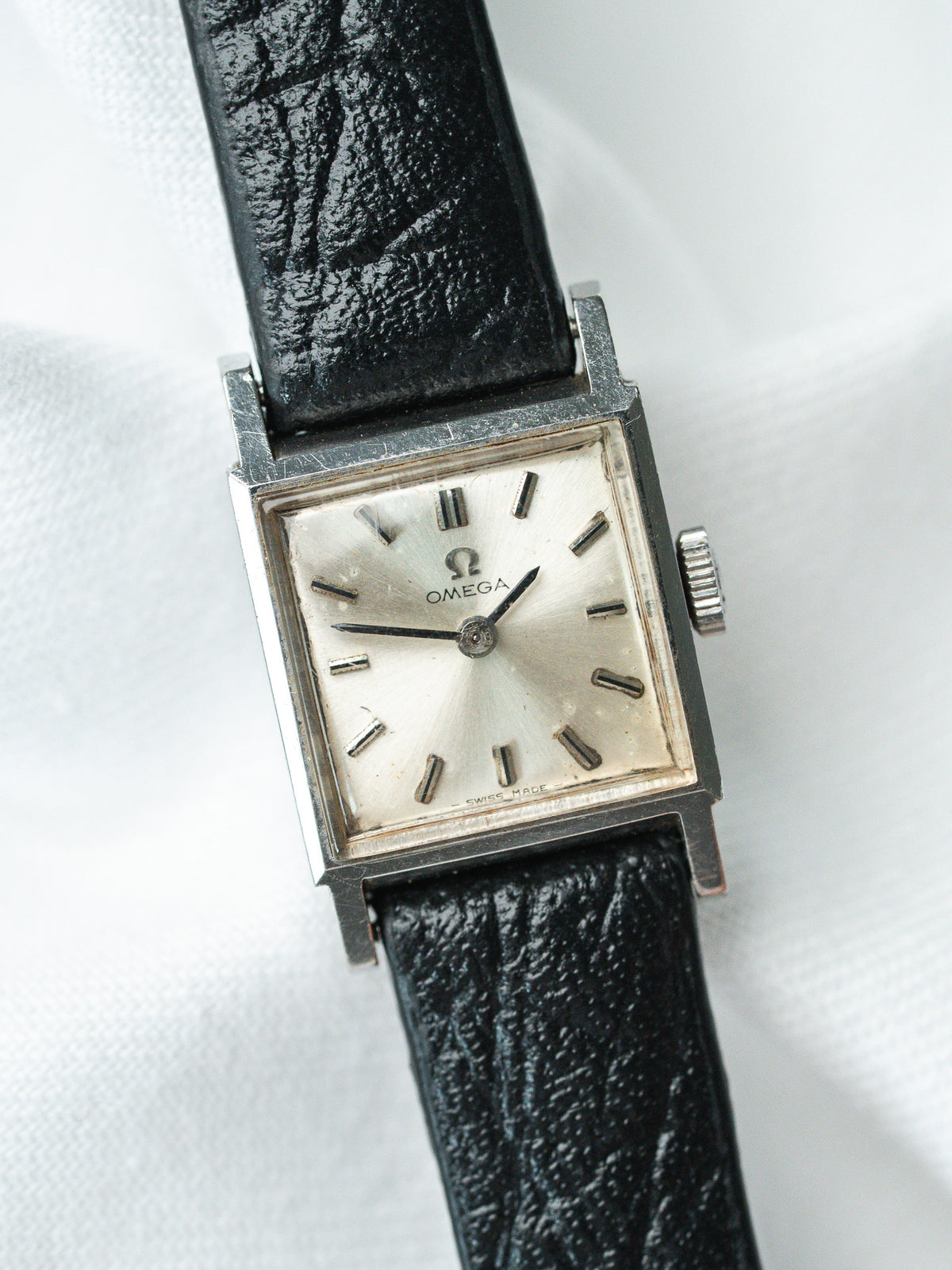 قرص بمؤشرات مطبقة - ساعة Omega 511.162 - Atelier Victor