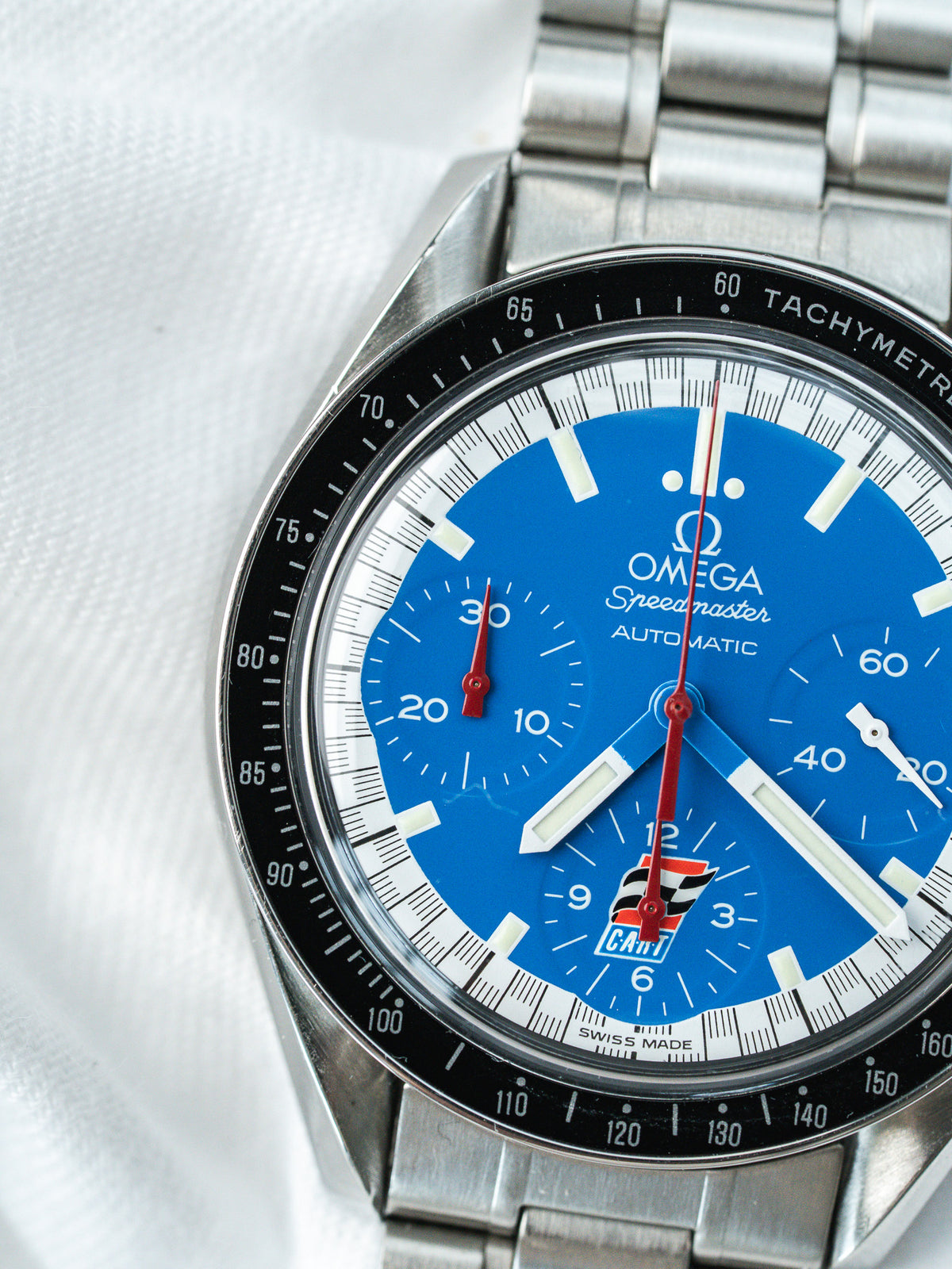 Boîtier acier en angle - Montre Omega Speedmaster Reduced 3510.80 - Atelier Victor