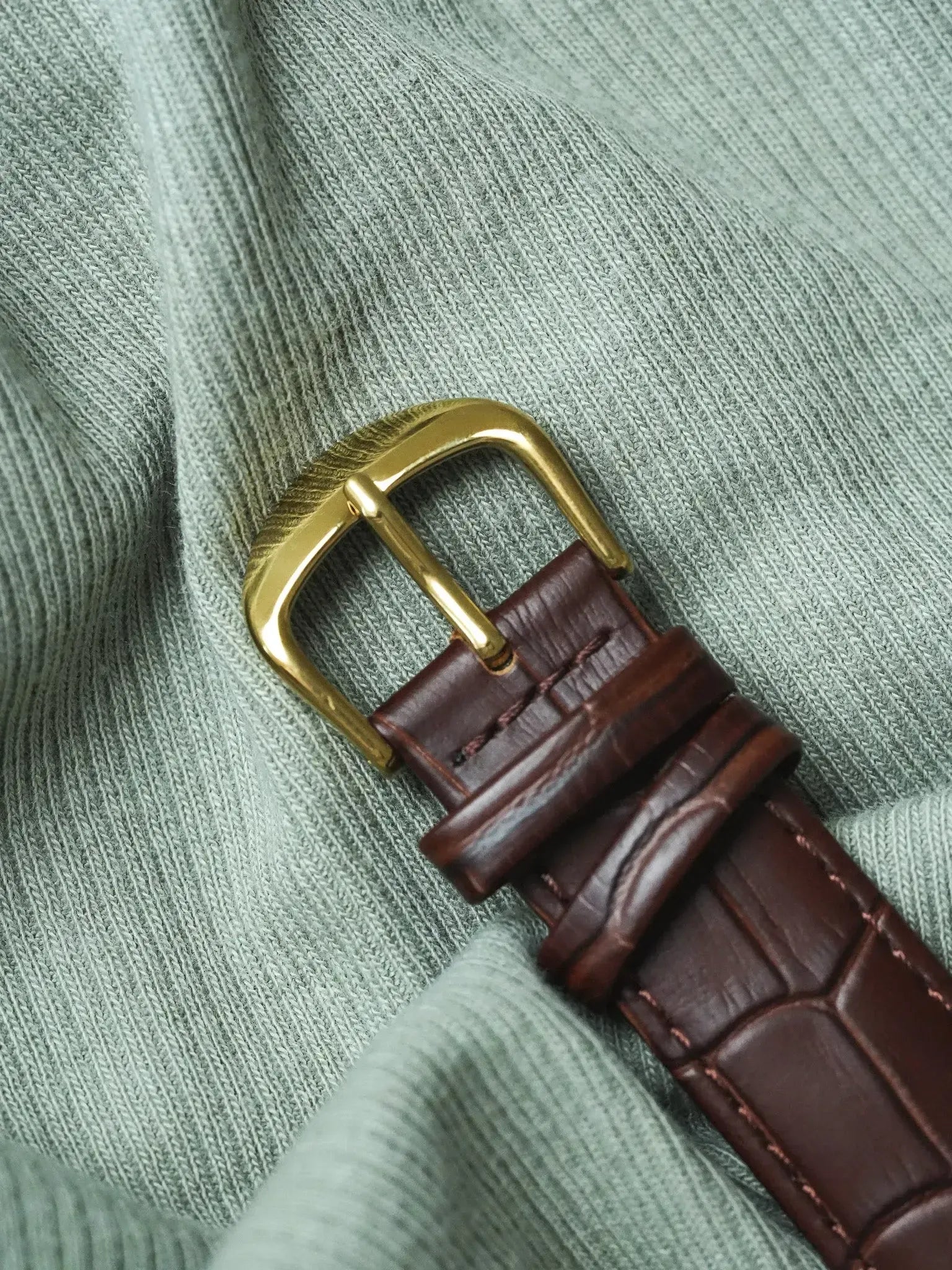 Montre Omega Vintage - TV Plaqué Or Cadran Tapisserie (Années 1990) - Atelier Victor