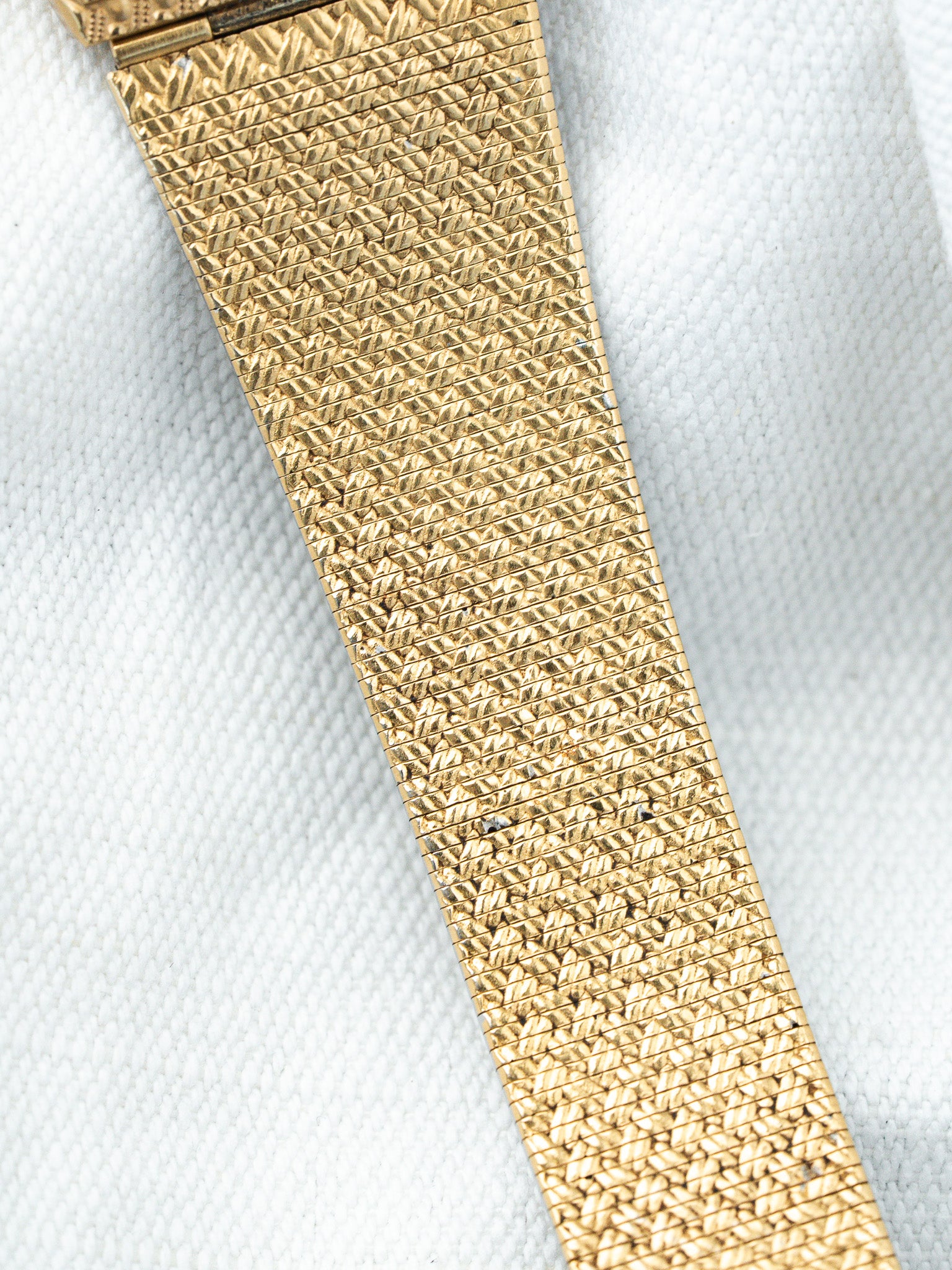 Montre Orient Vintage - Tonneau OR maille tressée (Années 1980s) - Atelier Victor