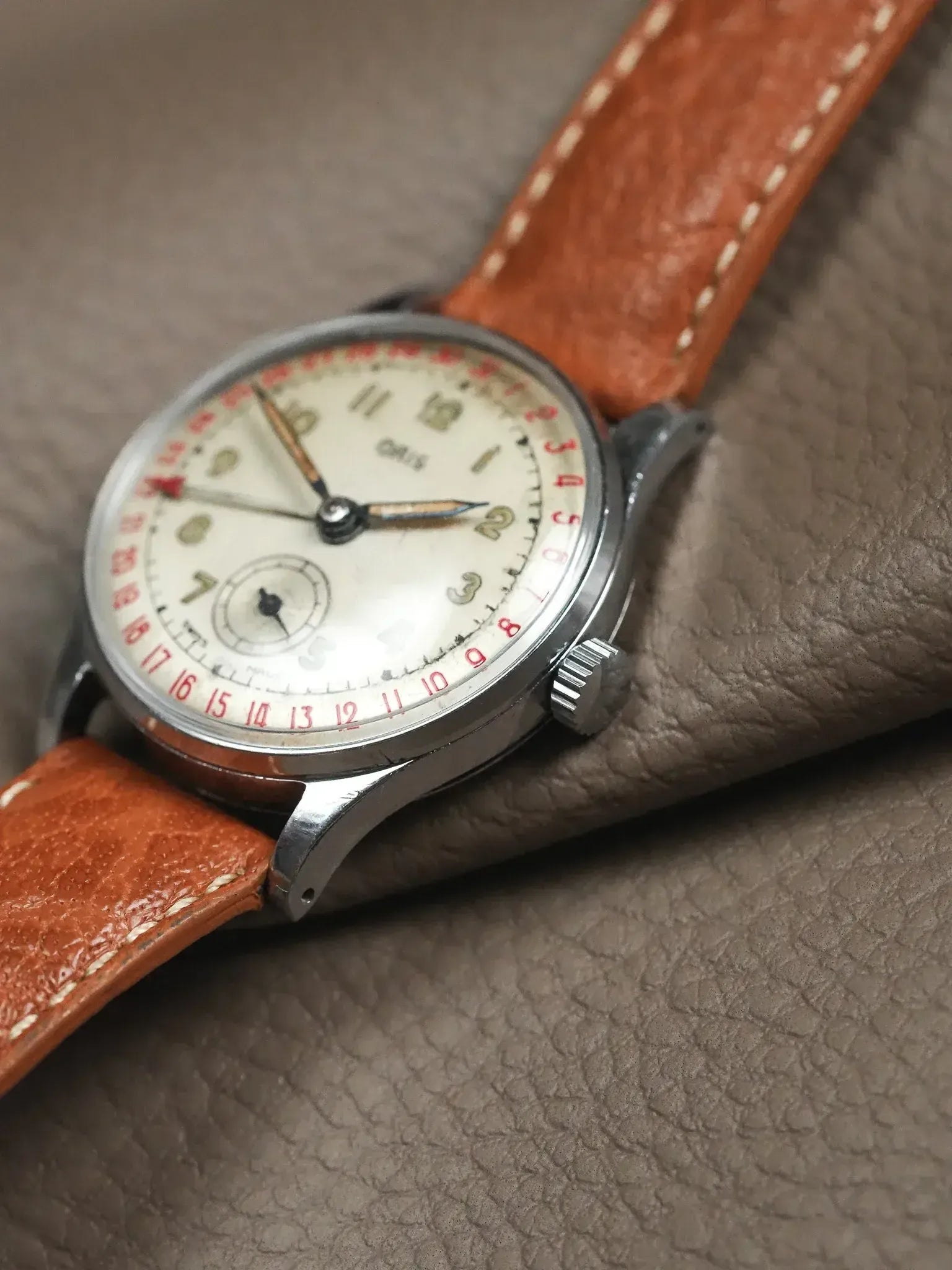 Montre Oris Pointer Date Vintage - Acier 30,5mm (Années 1950) - Atelier Victor