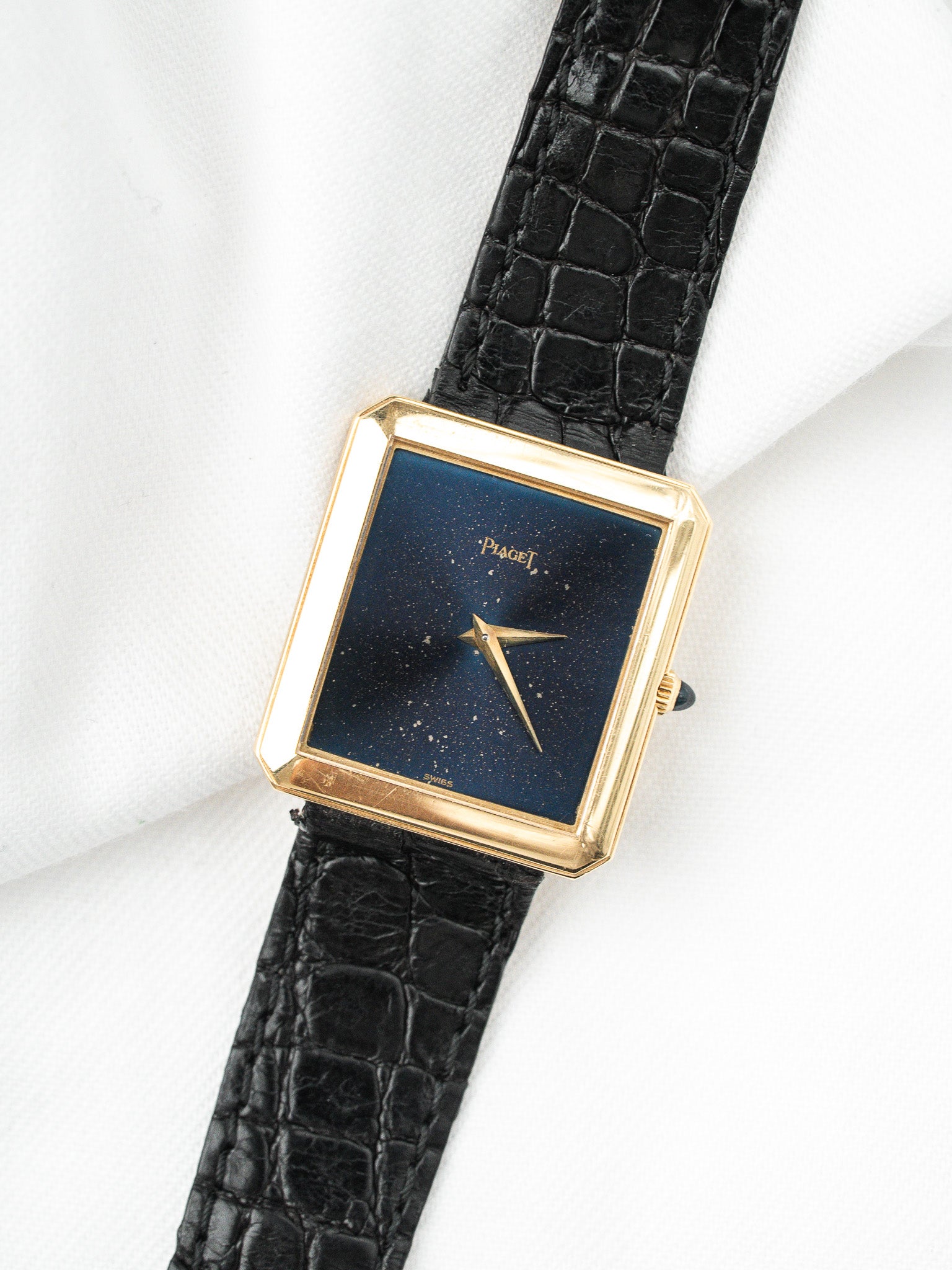 Montre Piaget Vintage Protocole 91542 — Cadran Bleu Constellé (1970s)