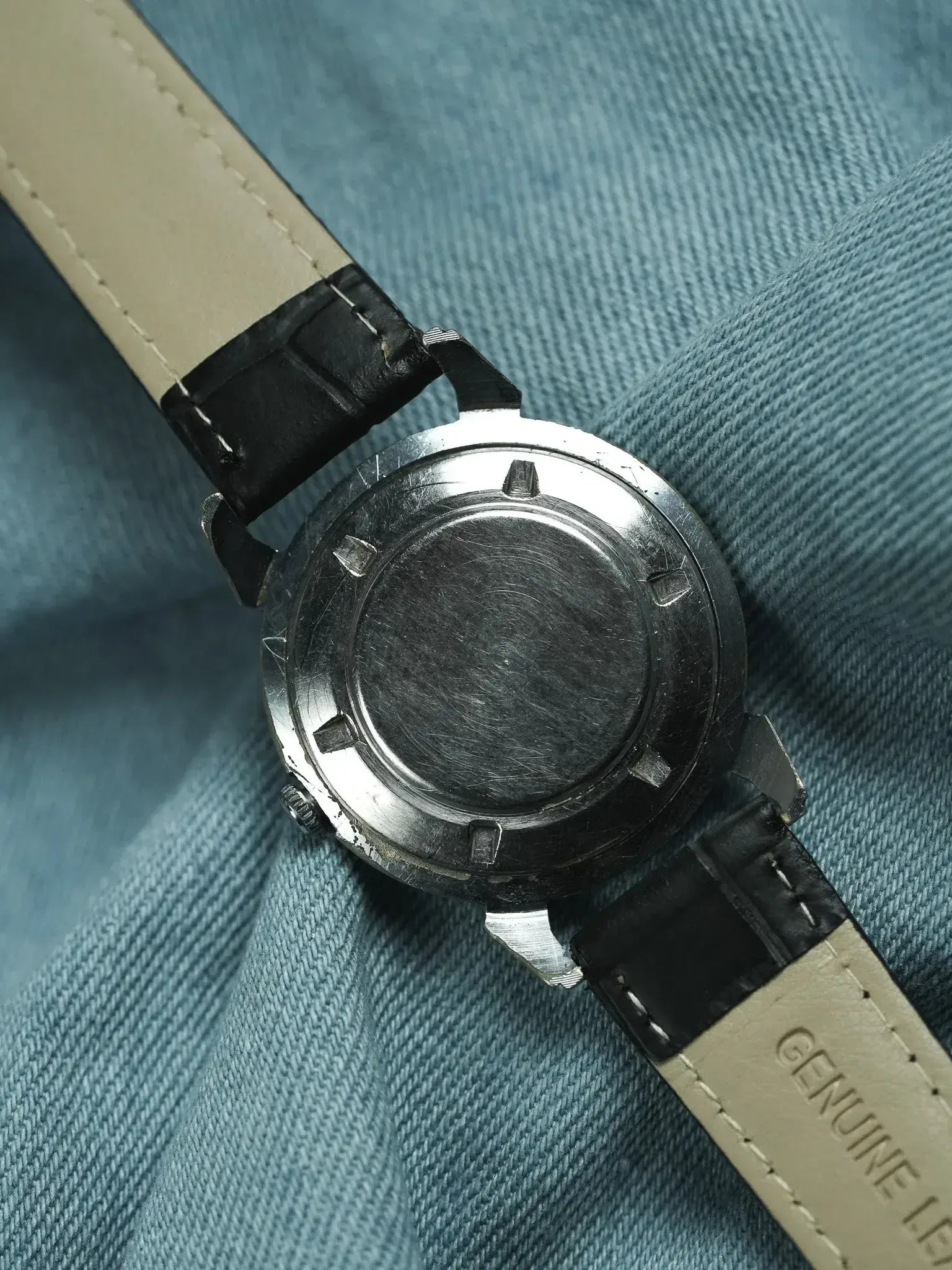 Montre Poljot Vintage - Cornes Gouttes d'eau guilloché index or - 1960s - Atelier Victor