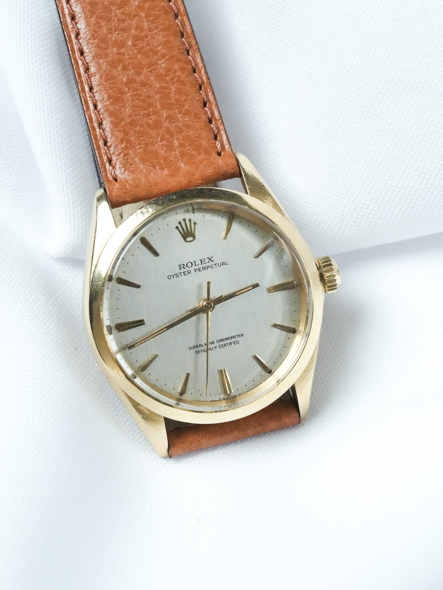 Montre Rolex Oyster 1002 Vintage - 34mm or jaune 18k (1966) - Atelier Victor