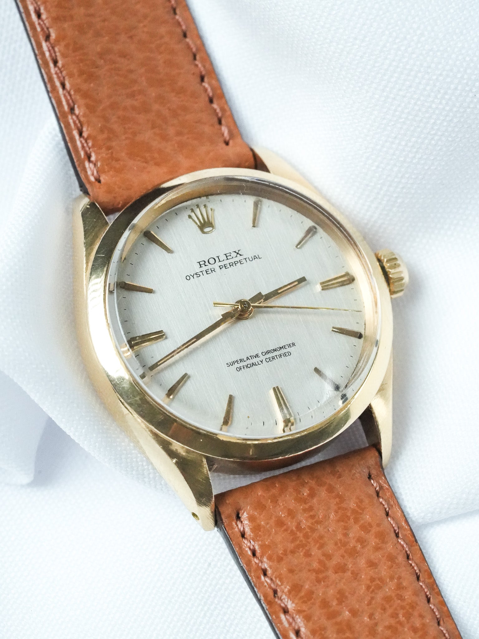Montre Rolex Oyster 1002 Vintage - 34mm or jaune 18k (1966) - Atelier Victor