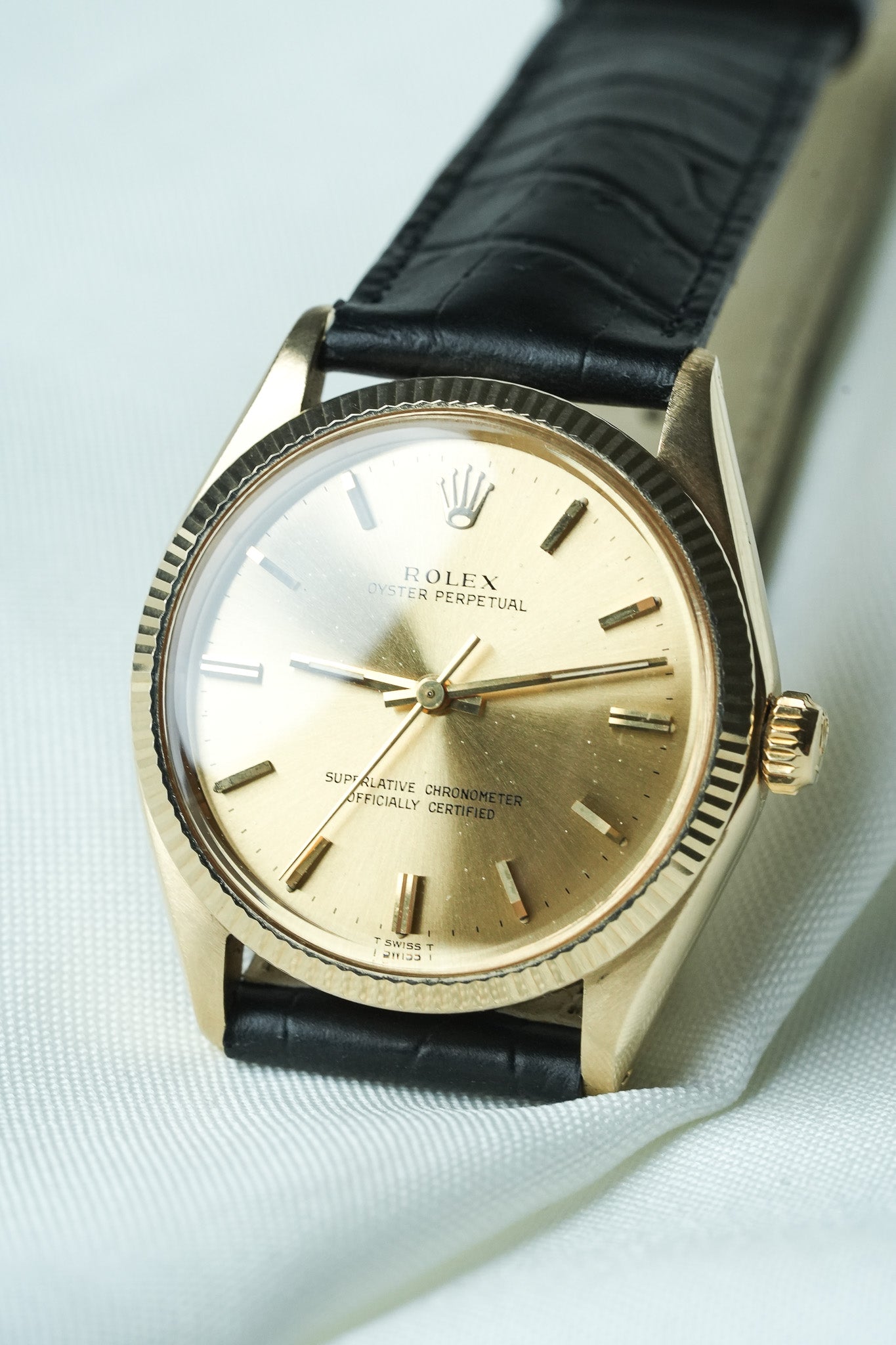 Montre Rolex Oyster 1005 Vintage - 34mm or jaune (1963) - Atelier Victor