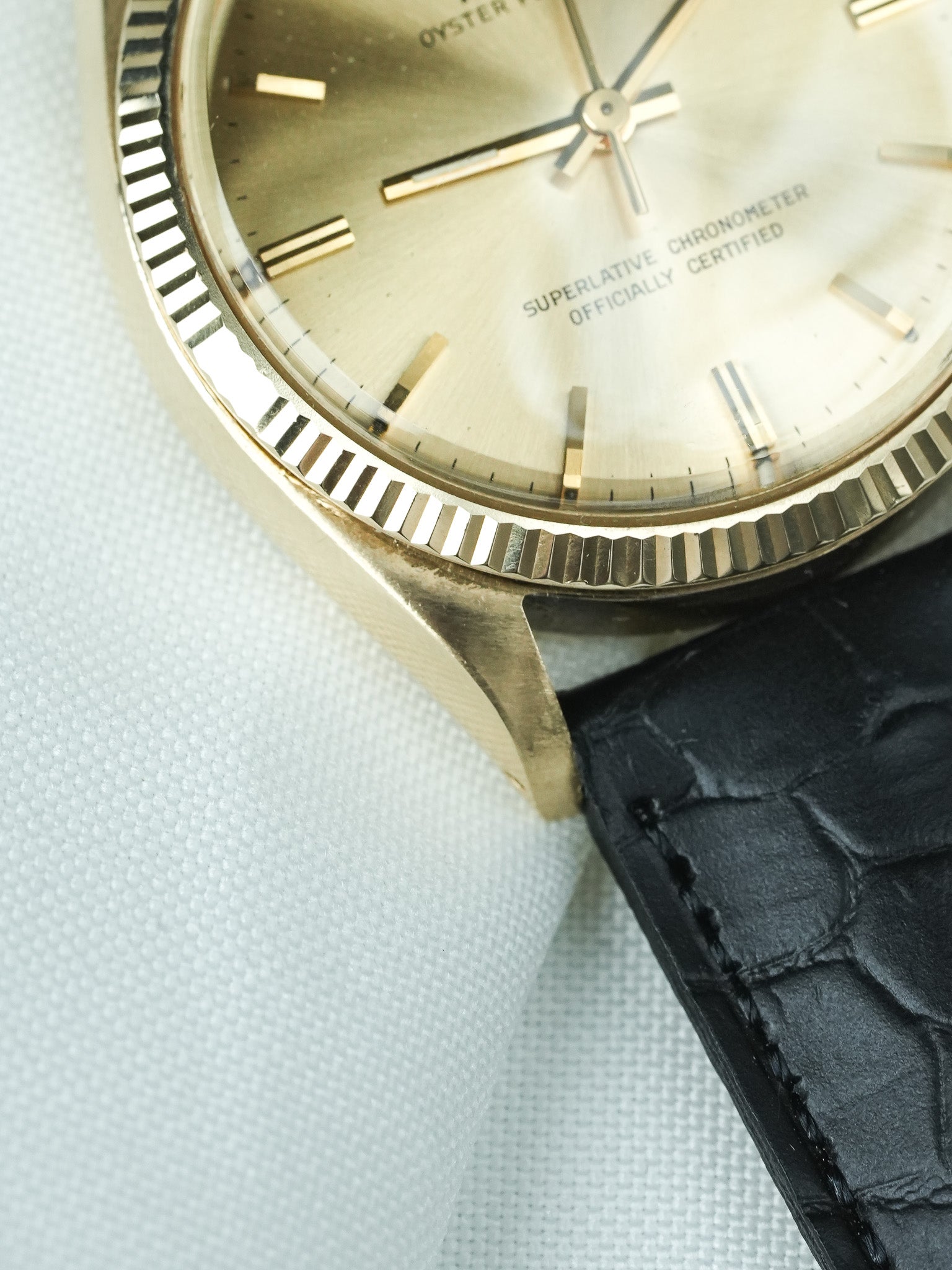 Montre Rolex Oyster 1005 Vintage - 34mm or jaune (1963) - Atelier Victor