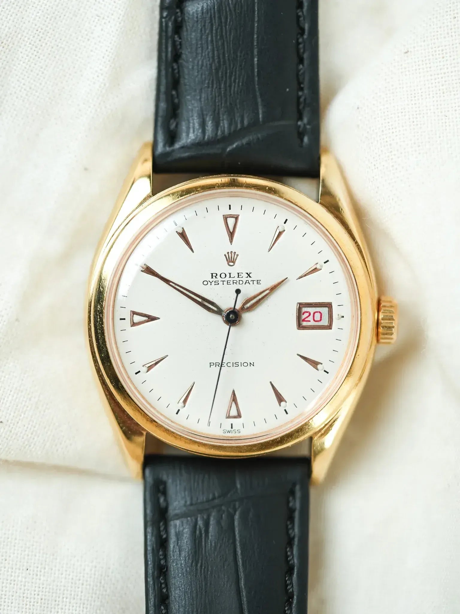 Montre Rolex Oysterdate Precision 6094 Vintage - 34mm Plaqué Or Crème (1952) - Atelier Victor