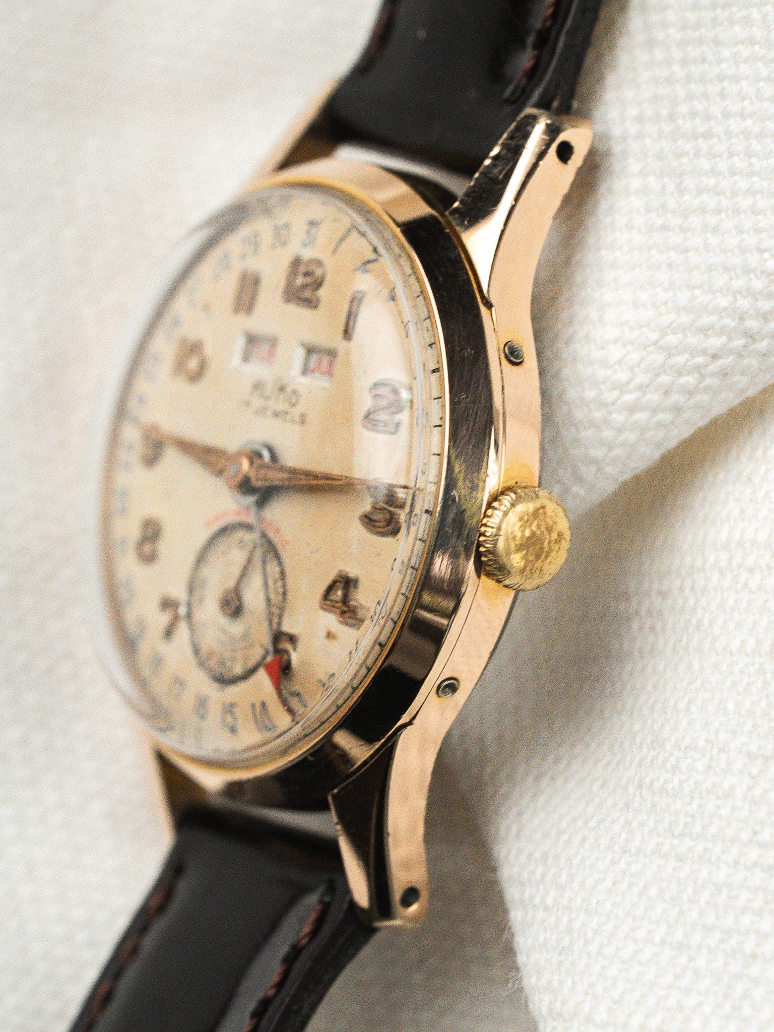 Orologio Ruko Triple Calendrier placcato in oro rosa — svizzero (1950s) 
