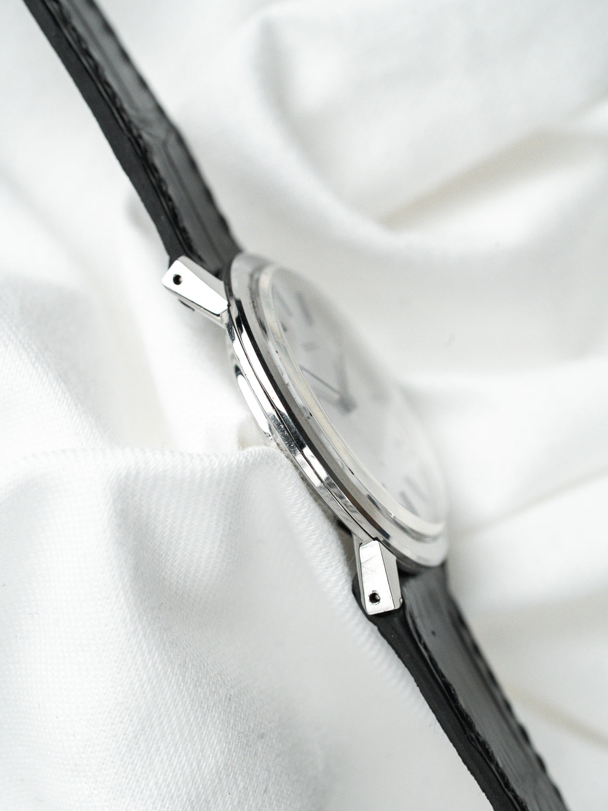 Perfil de la caja de 7,2 mm - Seiko 2220-0180 Vintage Watch - Atelier Victor