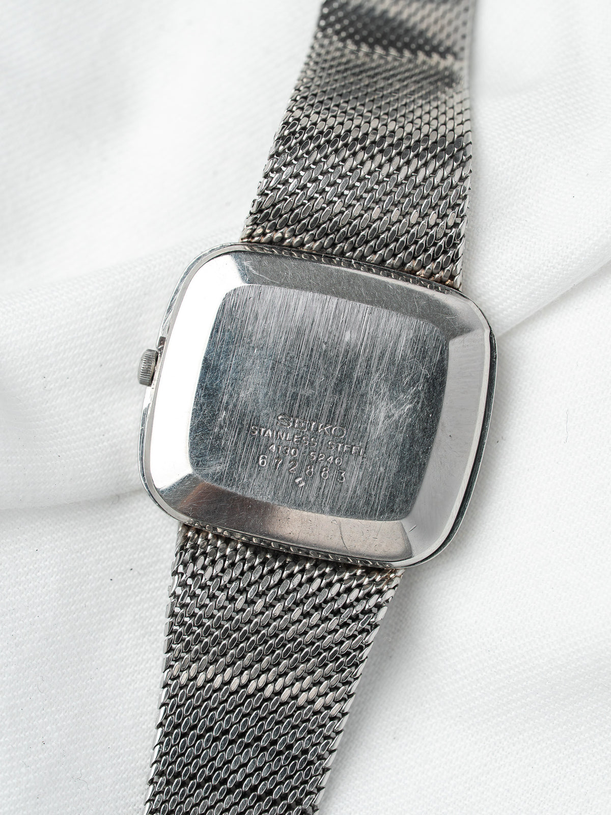 Seiko vintage watch with stainless steel case and mesh bracelet