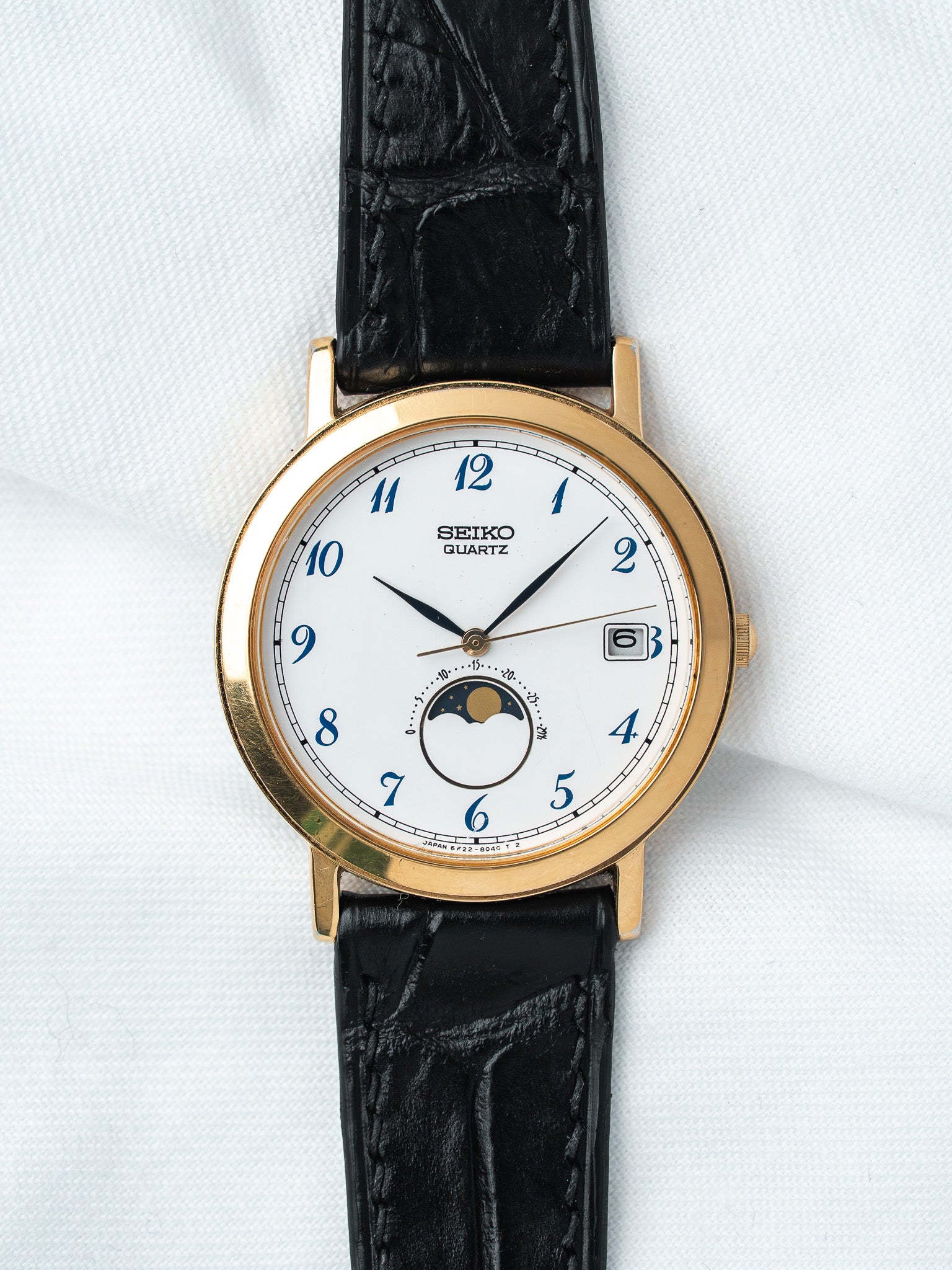 Vintage Watch Seiko - 6F22-8029 Gold-Plated — Moonphase White Dial (1990) 