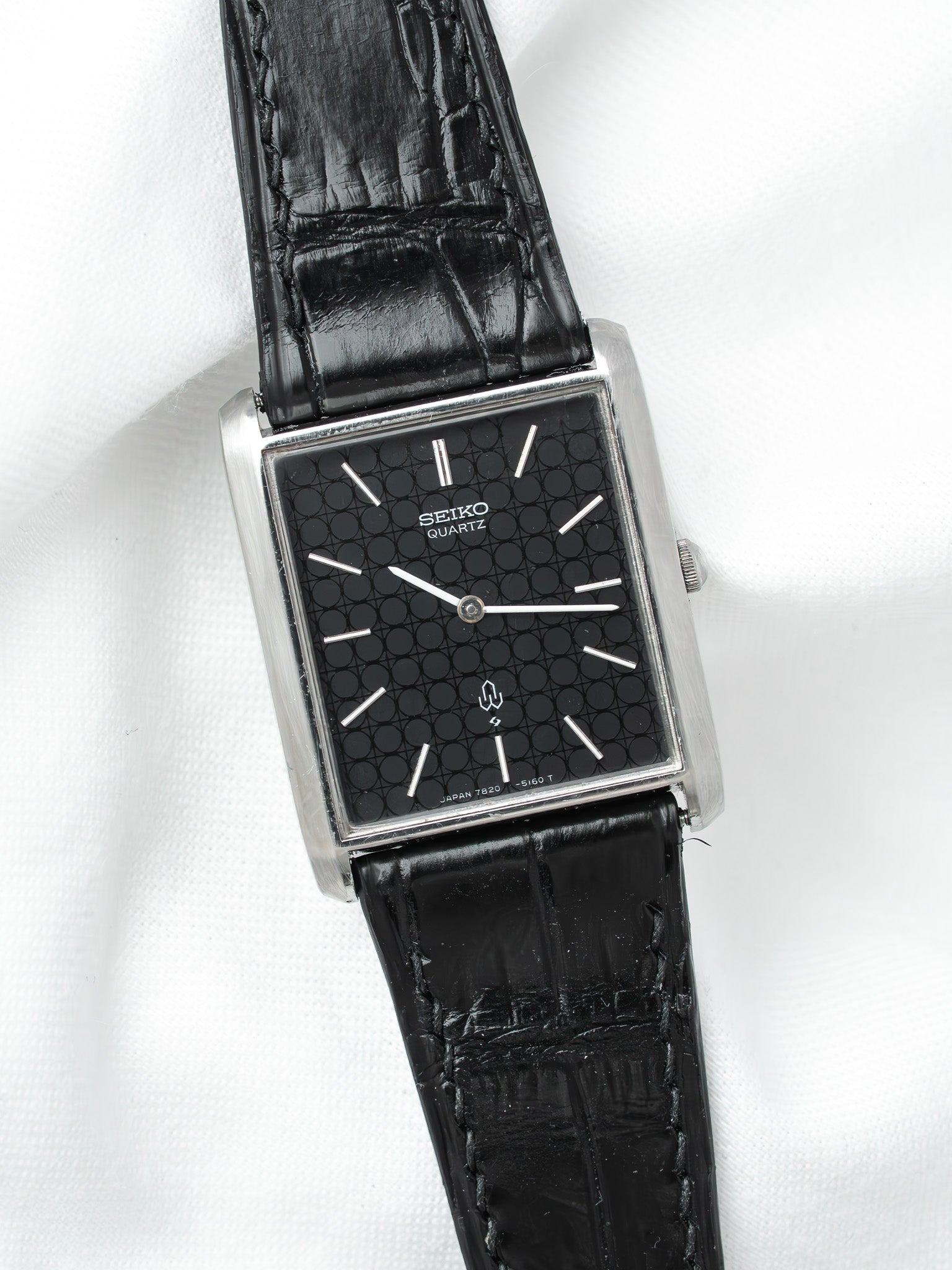 Montre Seiko 7820-5130 Acier — Tank Cadran Cercles (1980s)
