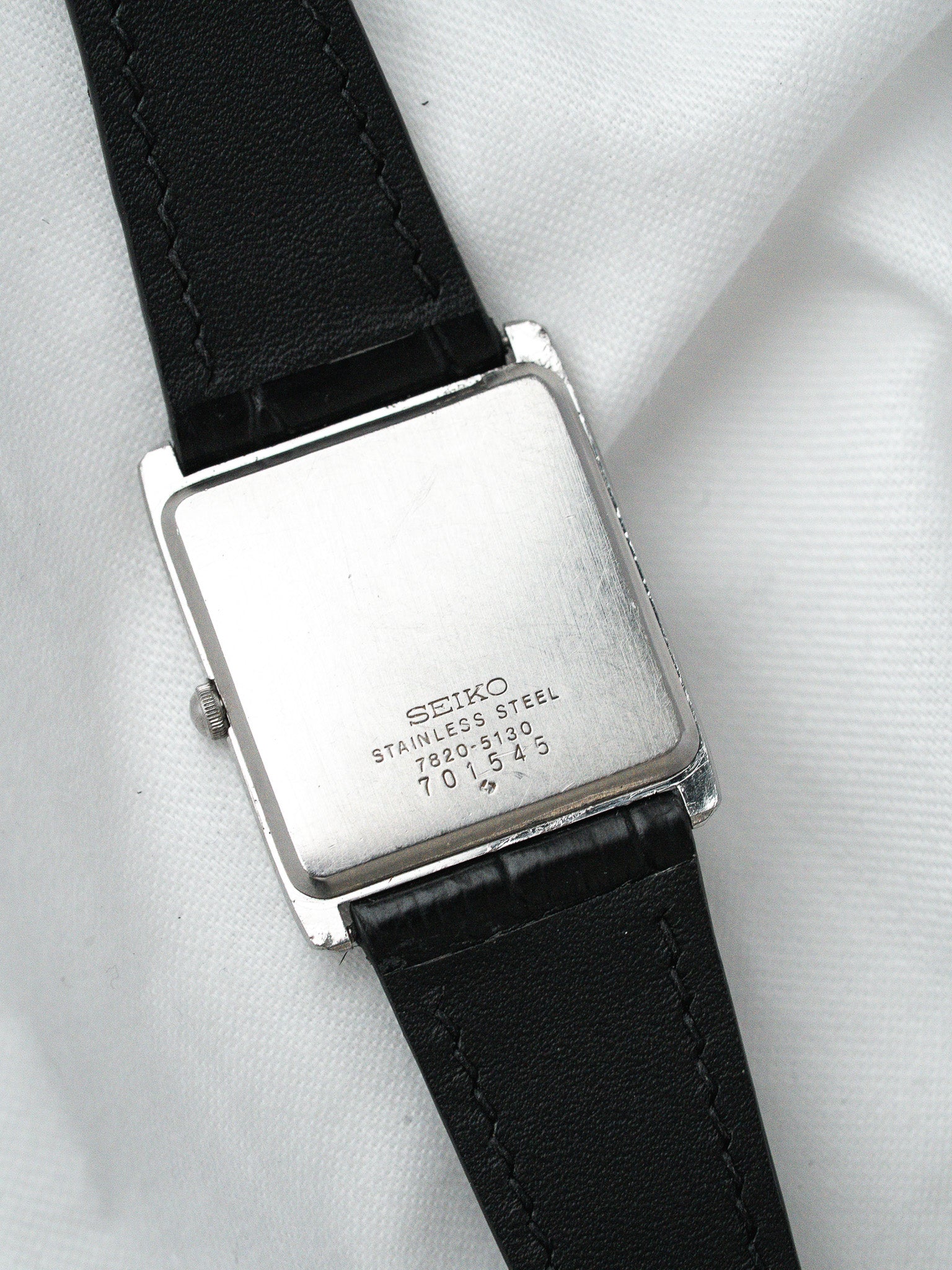 Montre Seiko 7820-5130 Acier — Tank Cadran Cercles (1980s)