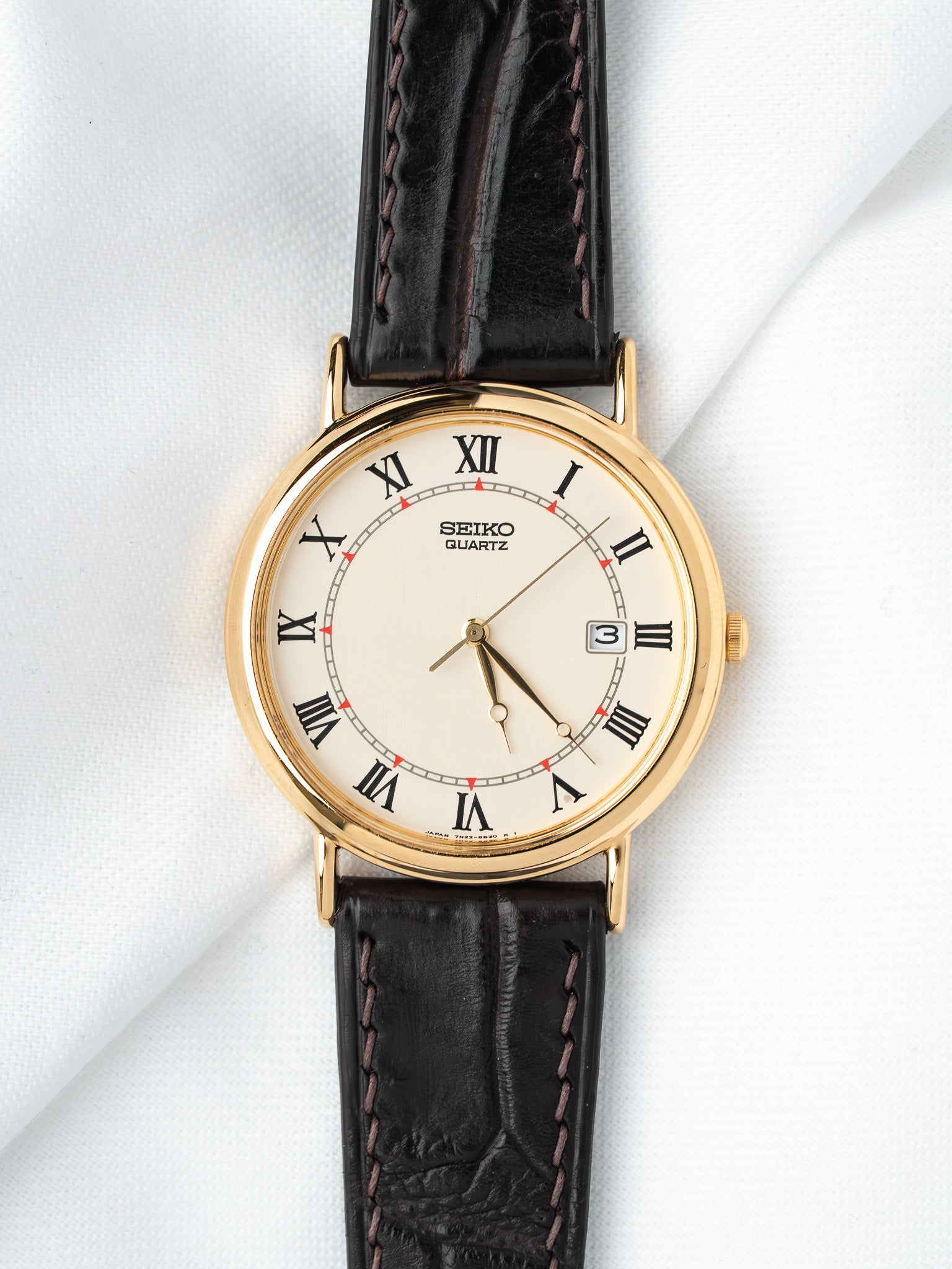 复古Seiko 7N22-8A20 镀金— 奶油色罗马数字表盘(1990s) - Atelier Victor