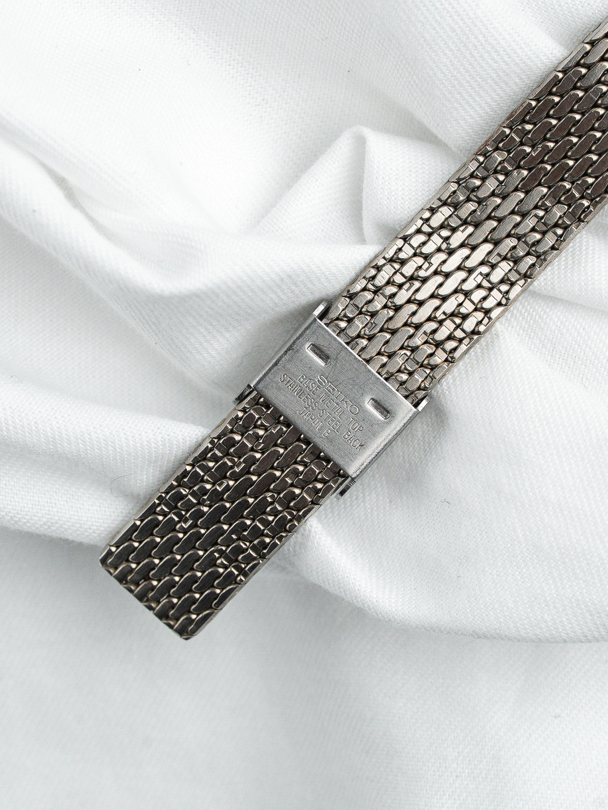 Bracelet de montre vintage en maille milanaise argentée avec fermoir en acier inoxydable