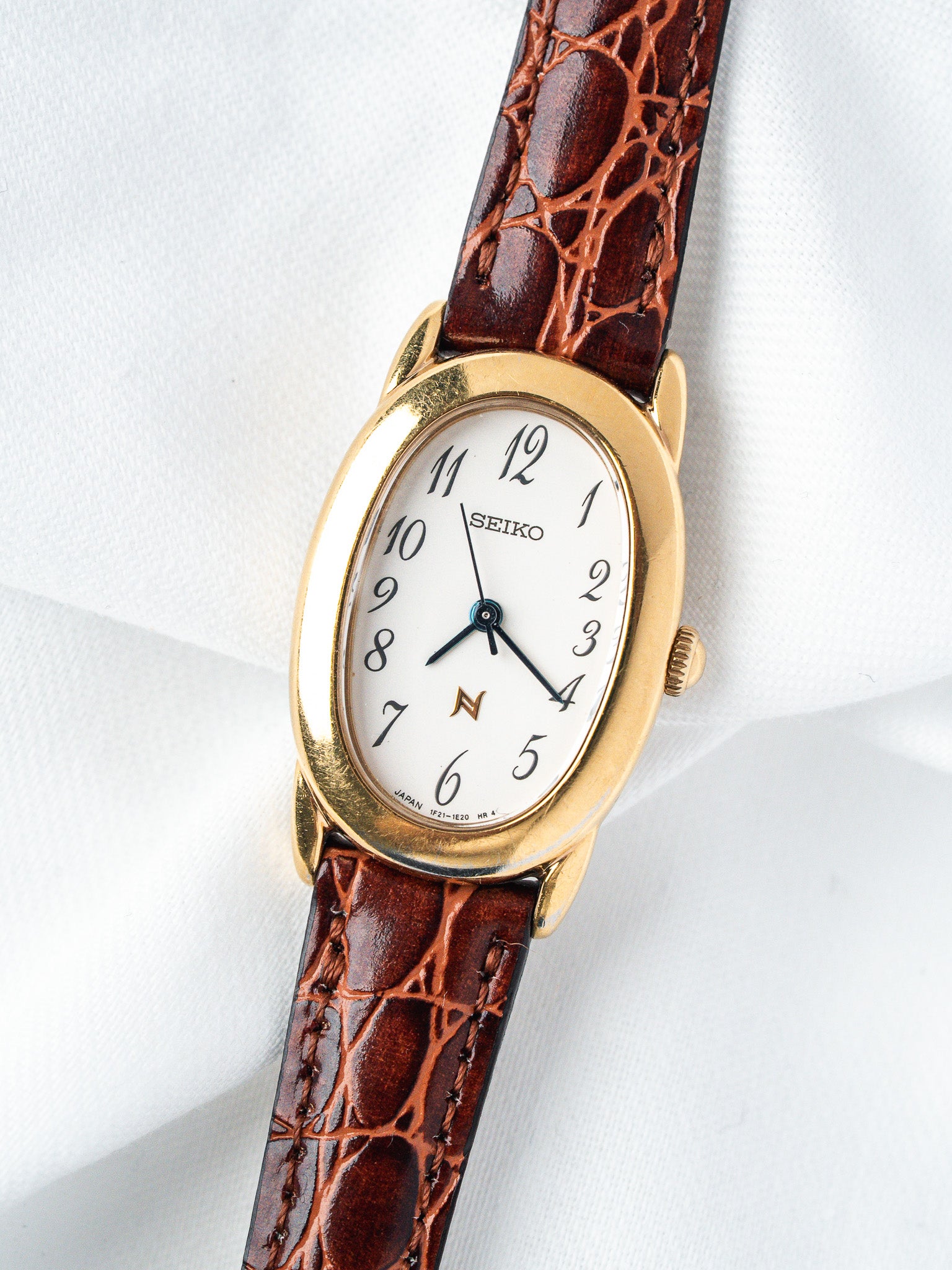 Vintage Seiko Baignoire Gold-Plated Watch — White Dial Breguet Numerals (1999) 