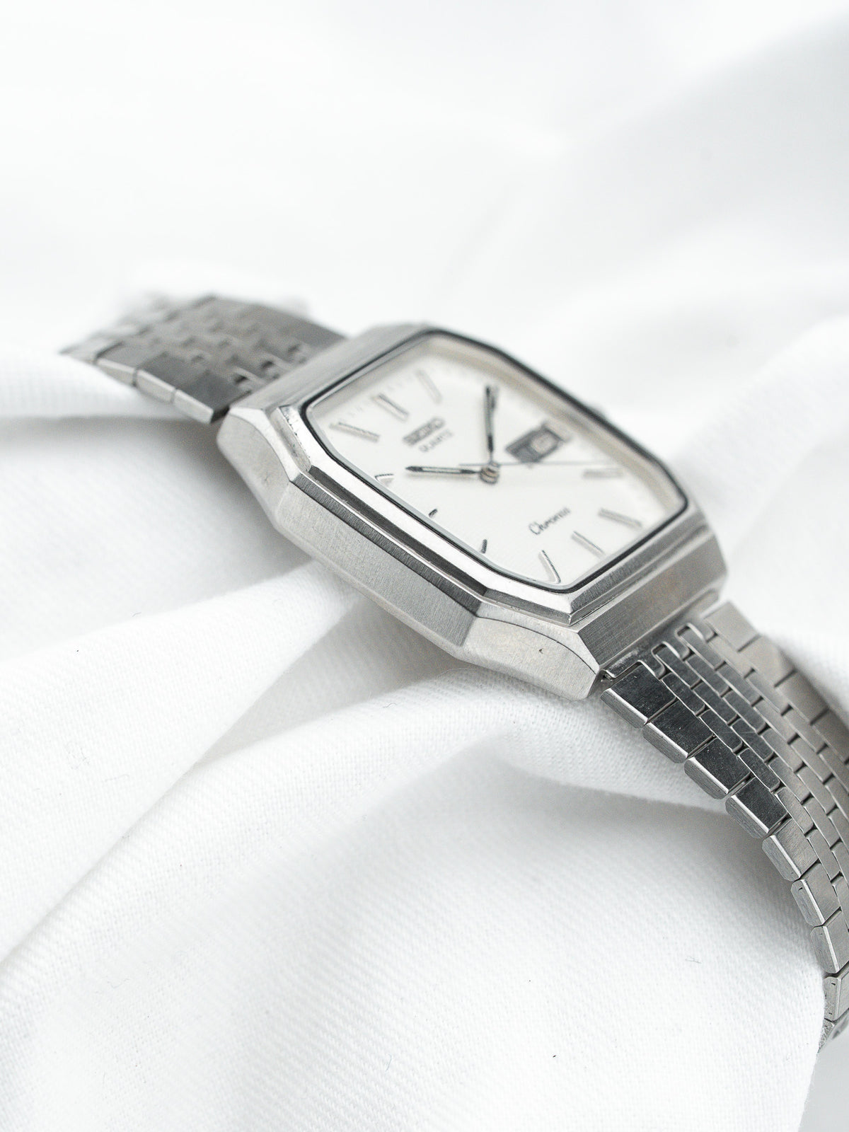 表壳侧面与表冠 - Seiko Chronos 7433-5010 复古 Watch - Atelier Victor