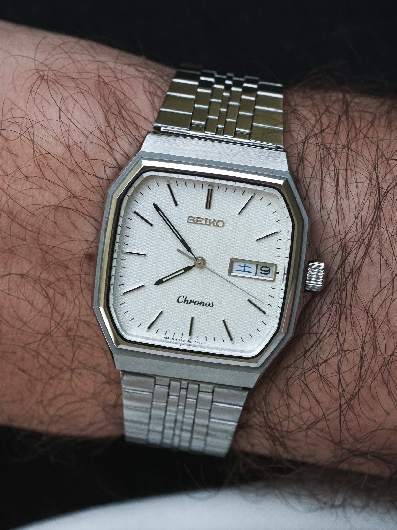 Montre Seiko Chronos Vintage - TV Daydate Acier Maille (1972) - Atelier Victor