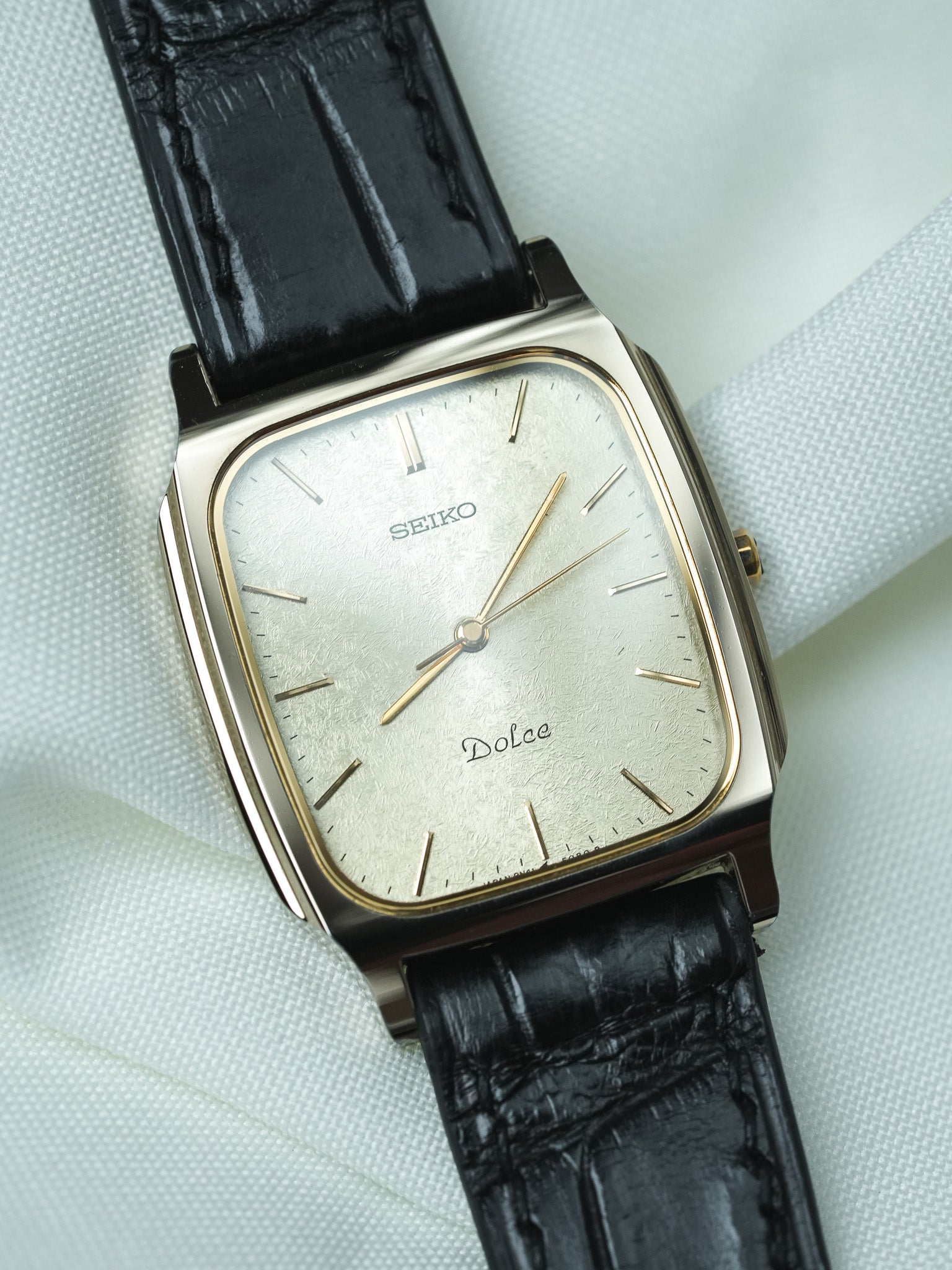 Seiko Dolce Vintage Watch - Tank Sand Dial with Stepped Gold Case