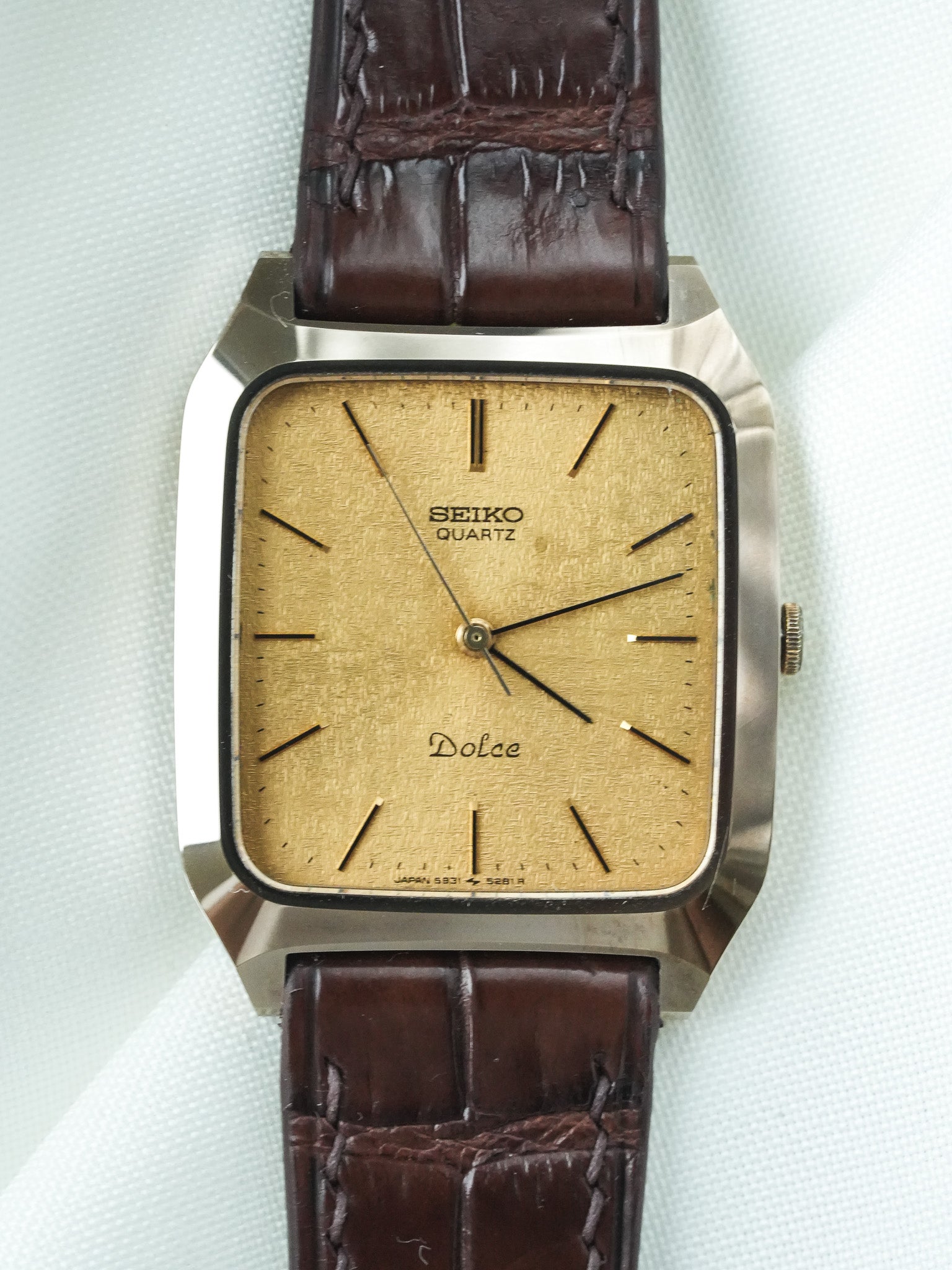 Seiko Dolce Vintage Watch - Tonneau Bronze (1982) - Atelier Victor