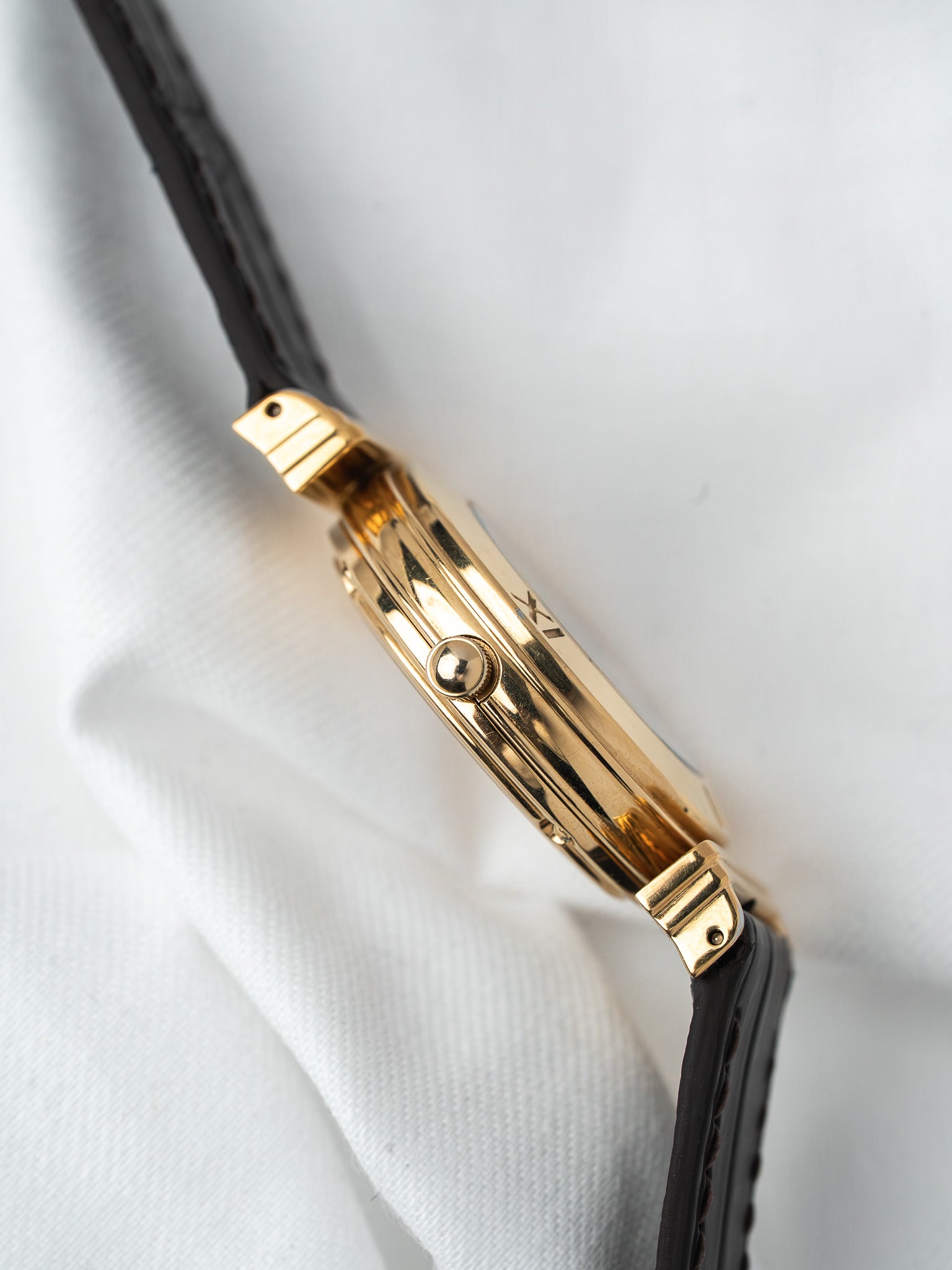 Vintage Seiko Hanae Mori 2N20-0070 Reversible — Gold (1988