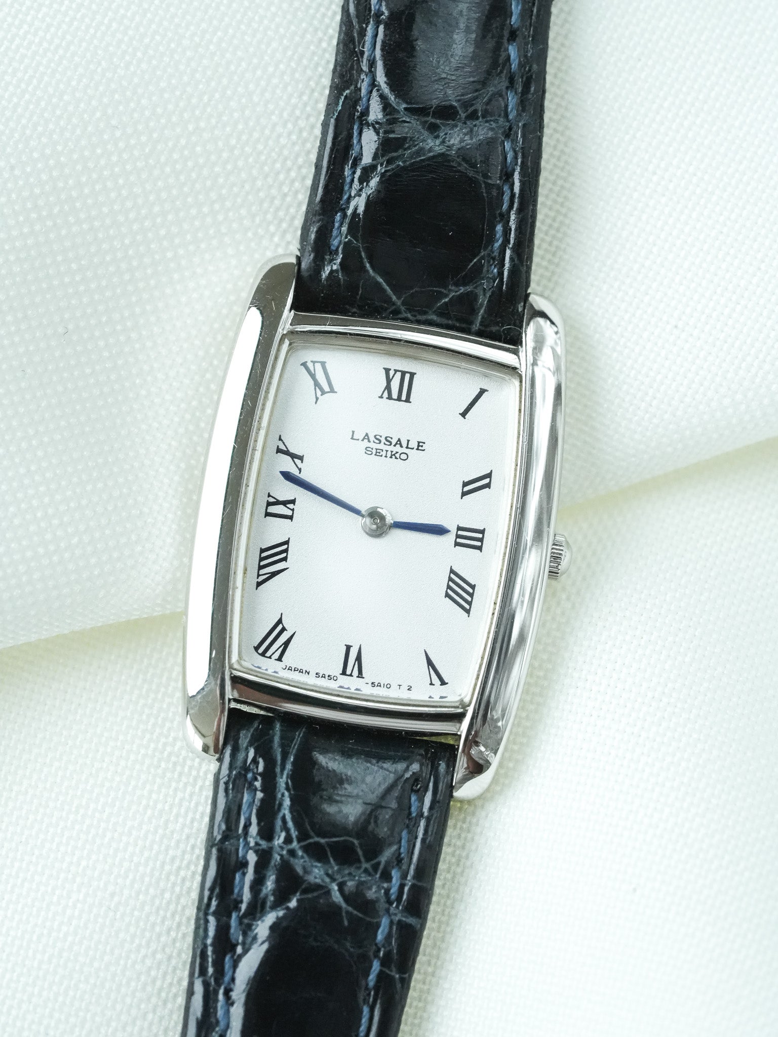 Montre Seiko Lassale Vintage - Mini Tonneau Acier Index Bleu (1984) - Atelier Victor