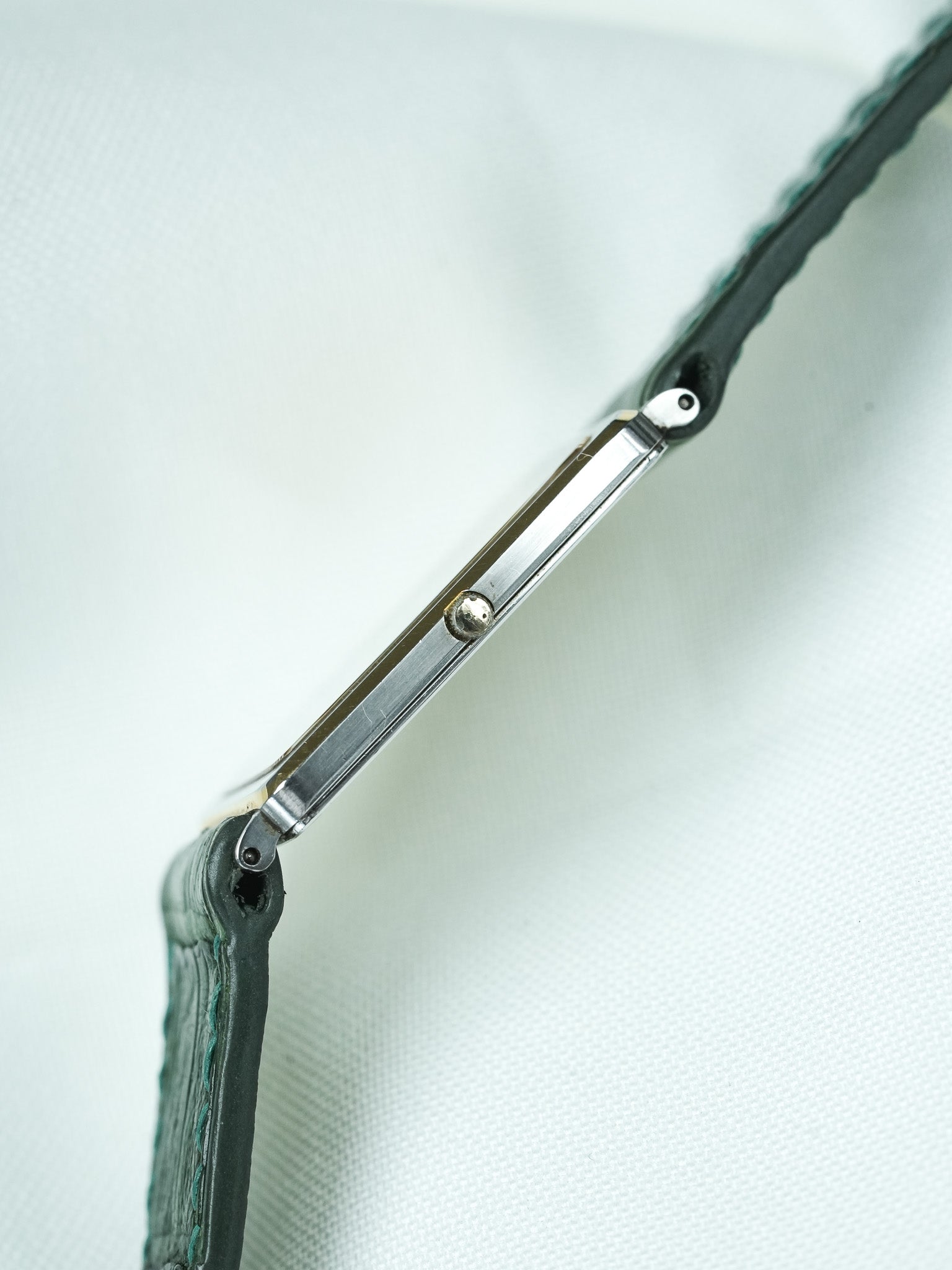Montre Seiko Lassale Vintage - Tank Extra plate Acier Or (1984) - Atelier Victor