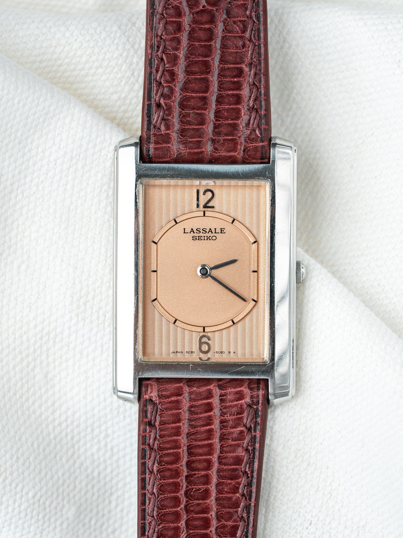 Montre Seiko Lassale Vintage - Tank Saumon Tapisserie (1996) - Atelier Victor