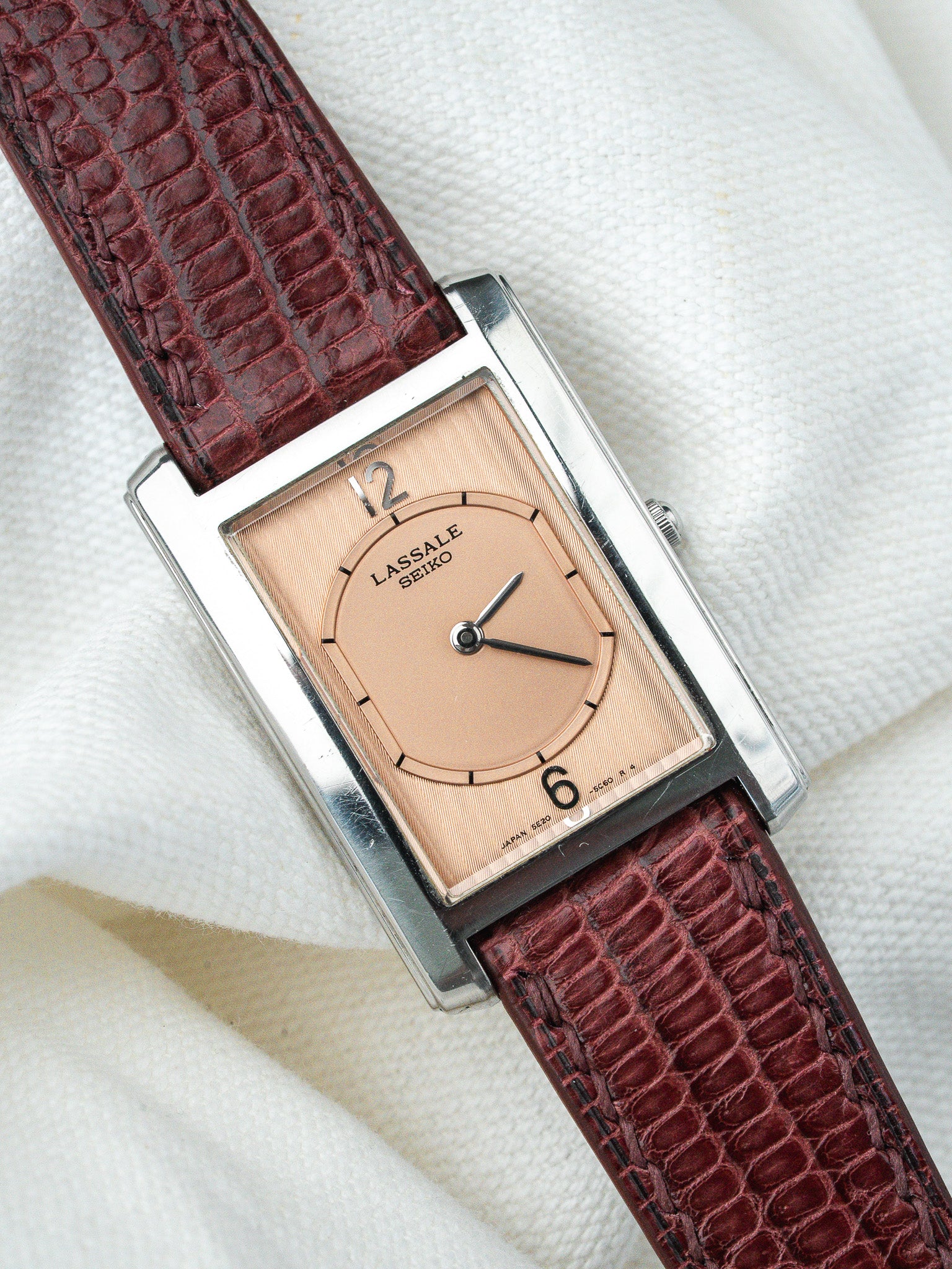 Montre Seiko Lassale Vintage - Tank Saumon Tapisserie (1996) - Atelier Victor