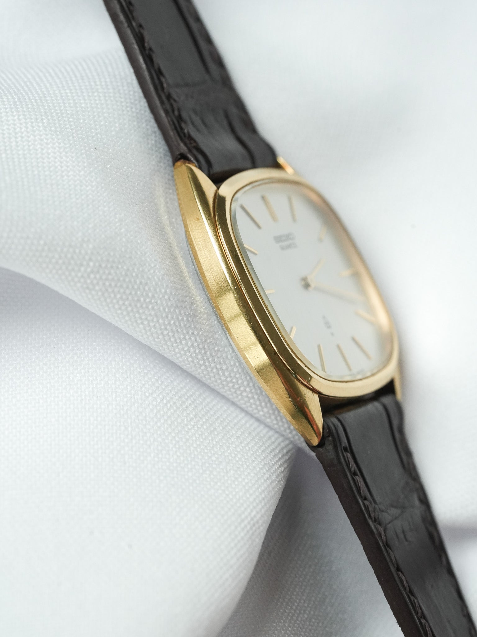 Винтажные часы Seiko Lassale — Tonneau XL с золотым покрытием, цвет шампань (1979) 