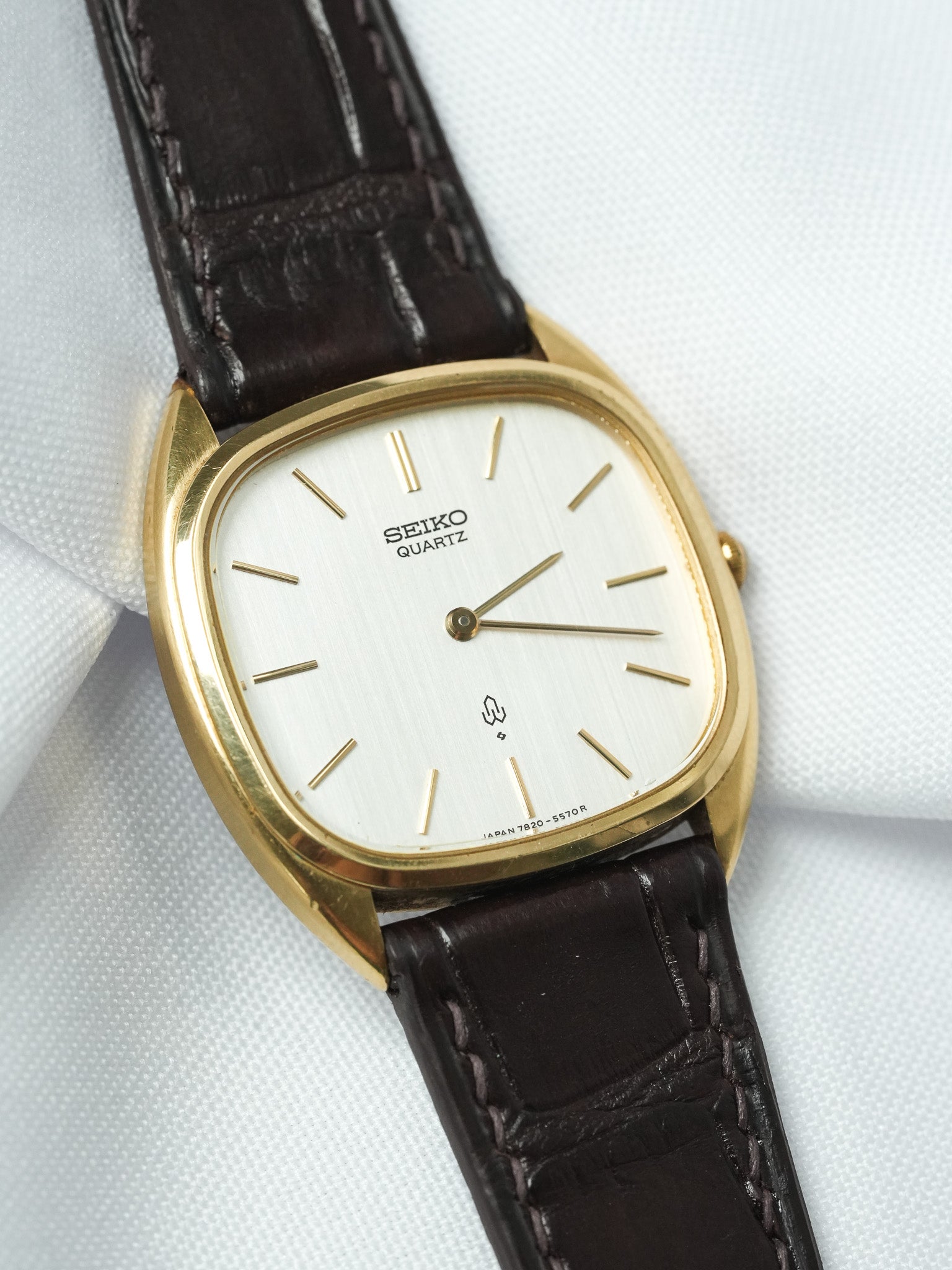 Винтажные часы Seiko Lassale — Tonneau XL с золотым покрытием, цвет шампань (1979) 