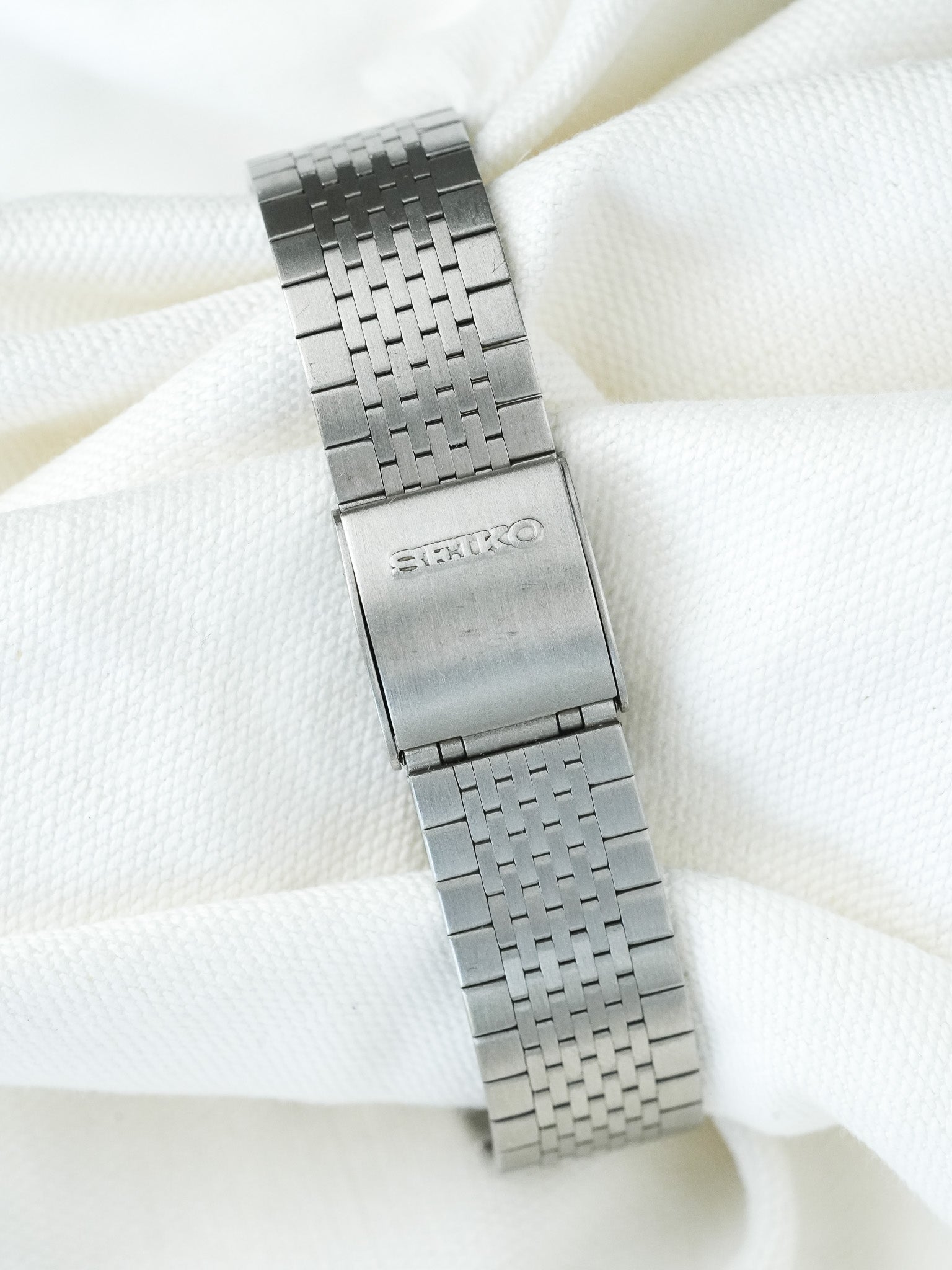 Montre Seiko Lord Quartz Vintage - Daydate Kanji Acier Romain (1979) - Atelier Victor
